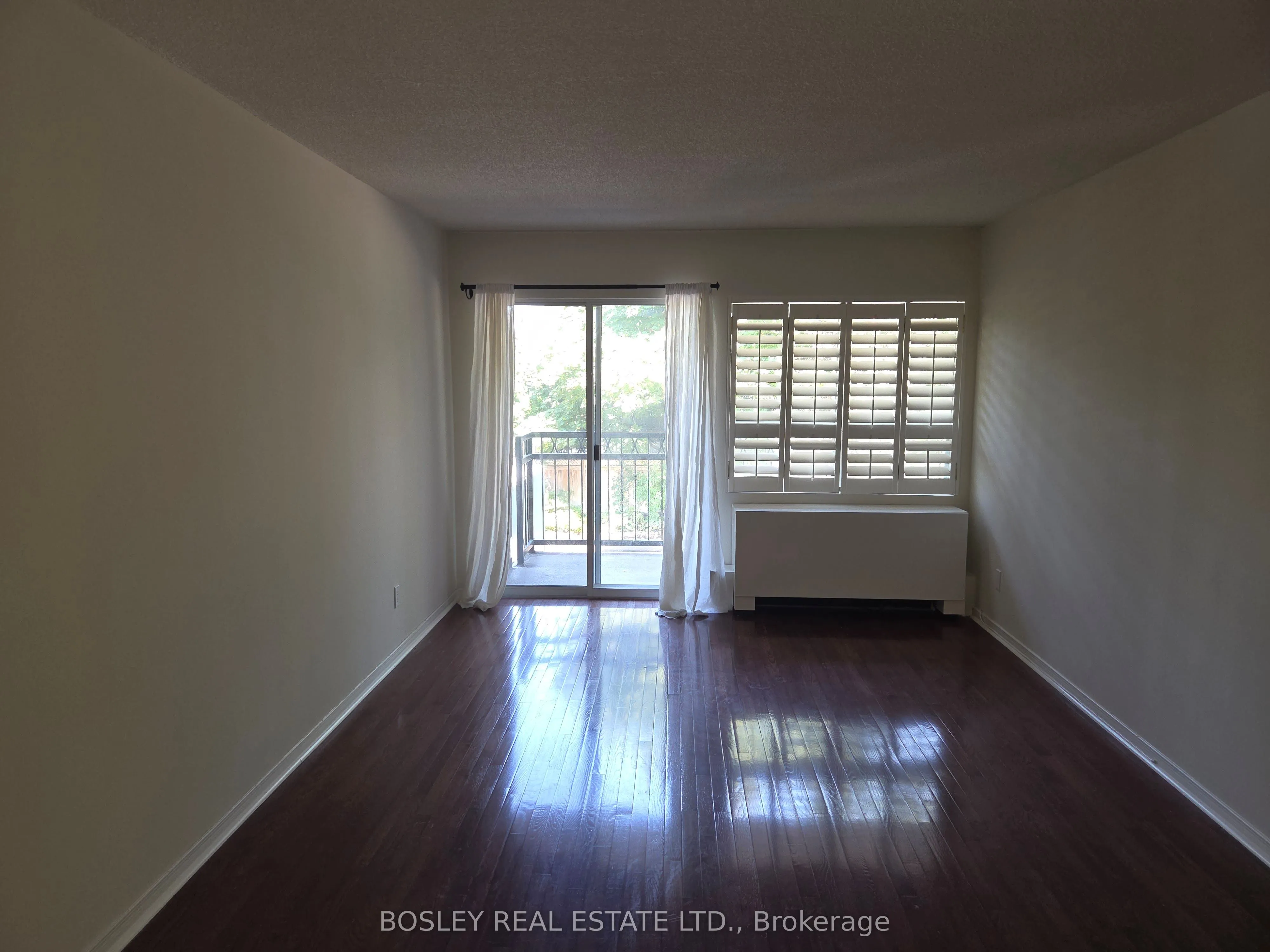 928 Millwood Road, #203