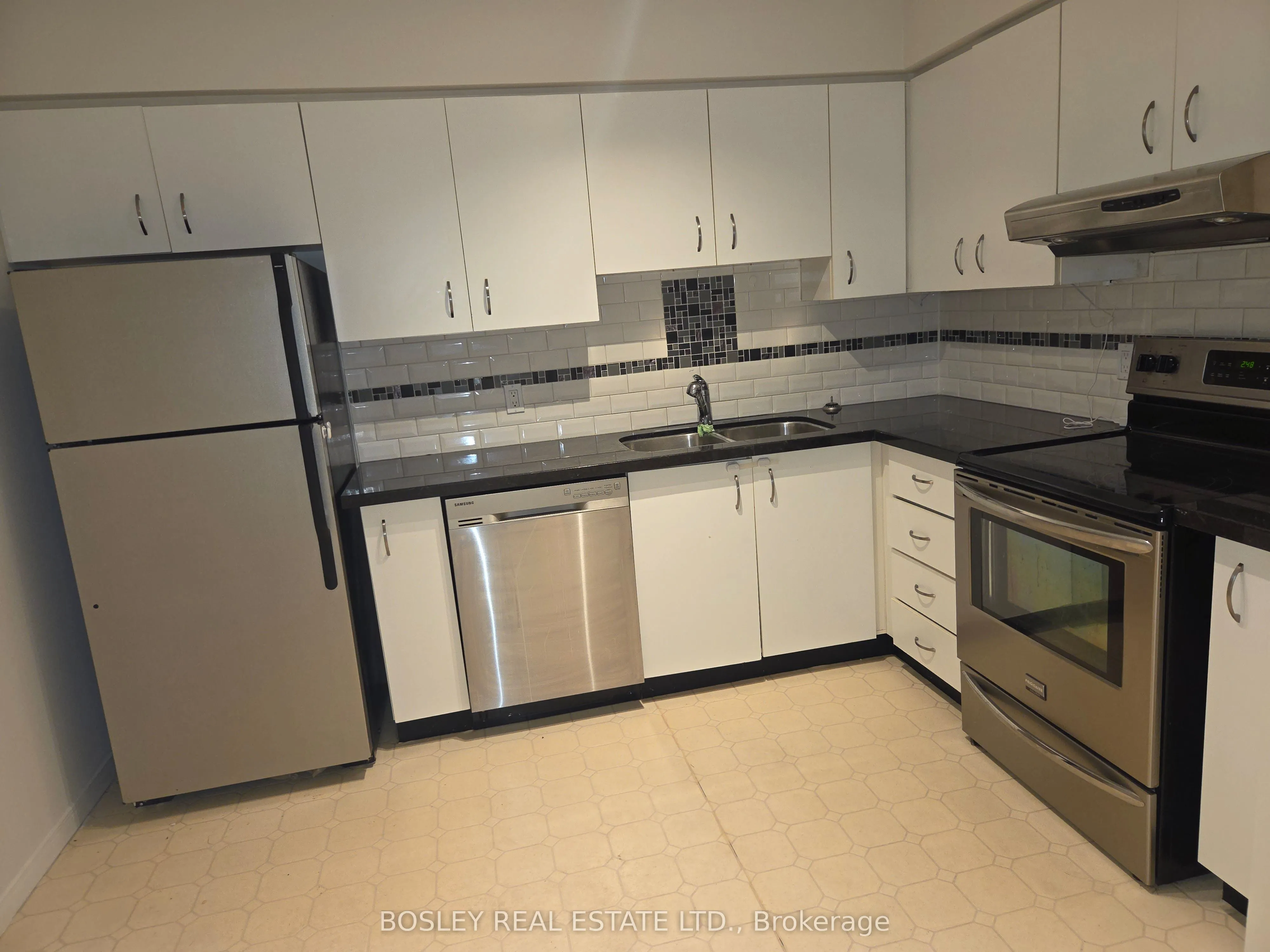 928 Millwood Road, #203