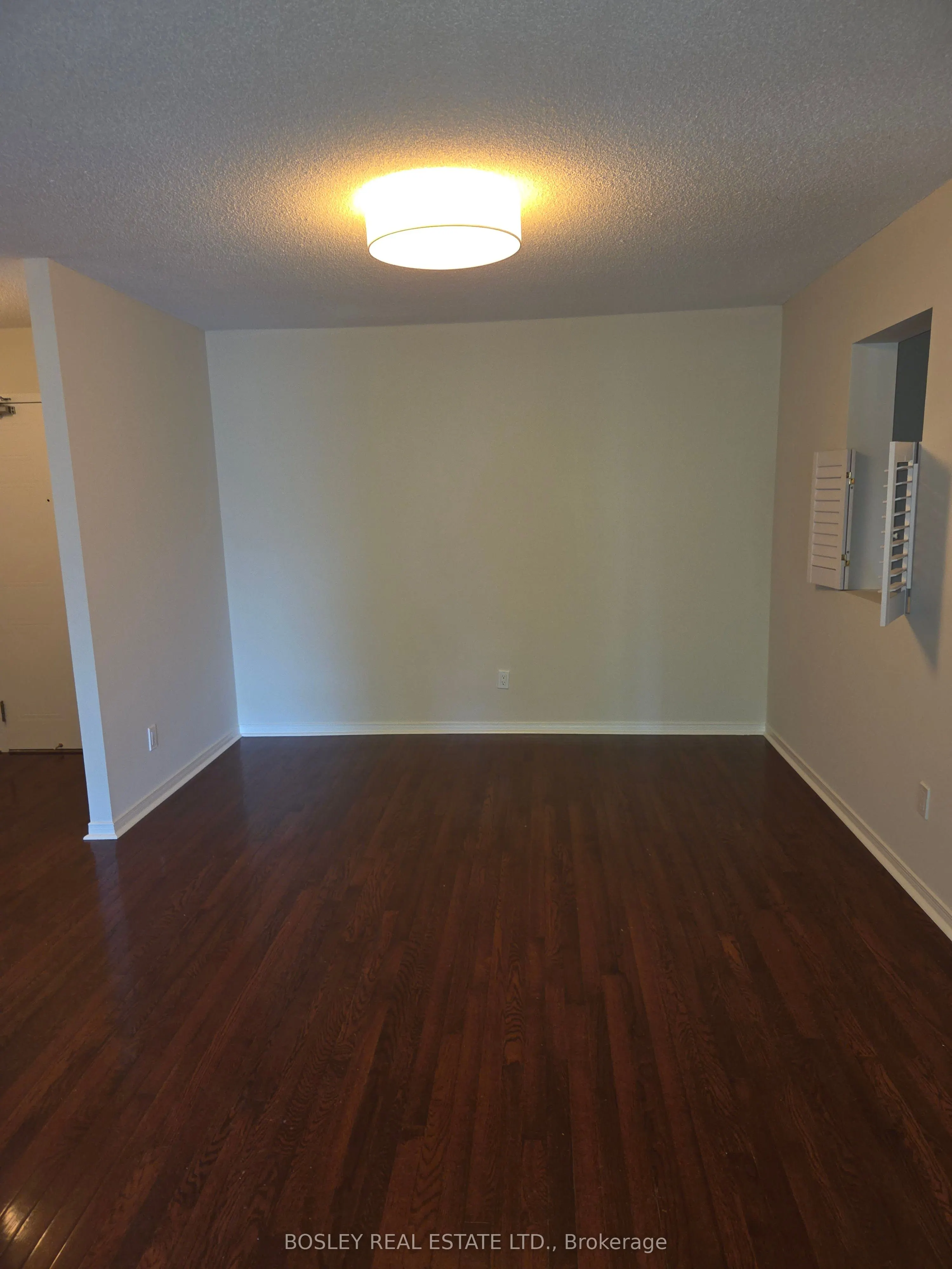 928 Millwood Road, #203