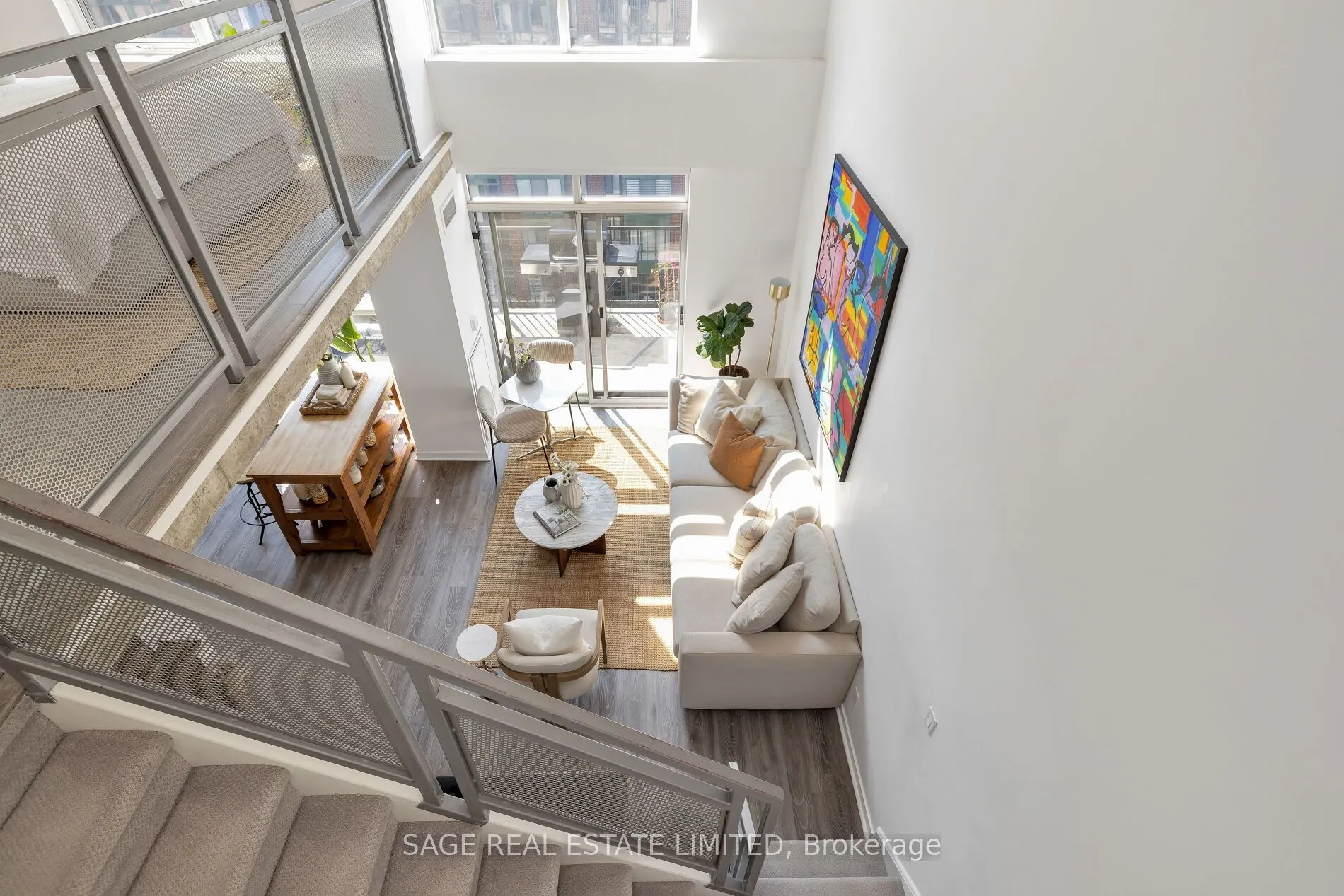 800 King Street W, #811