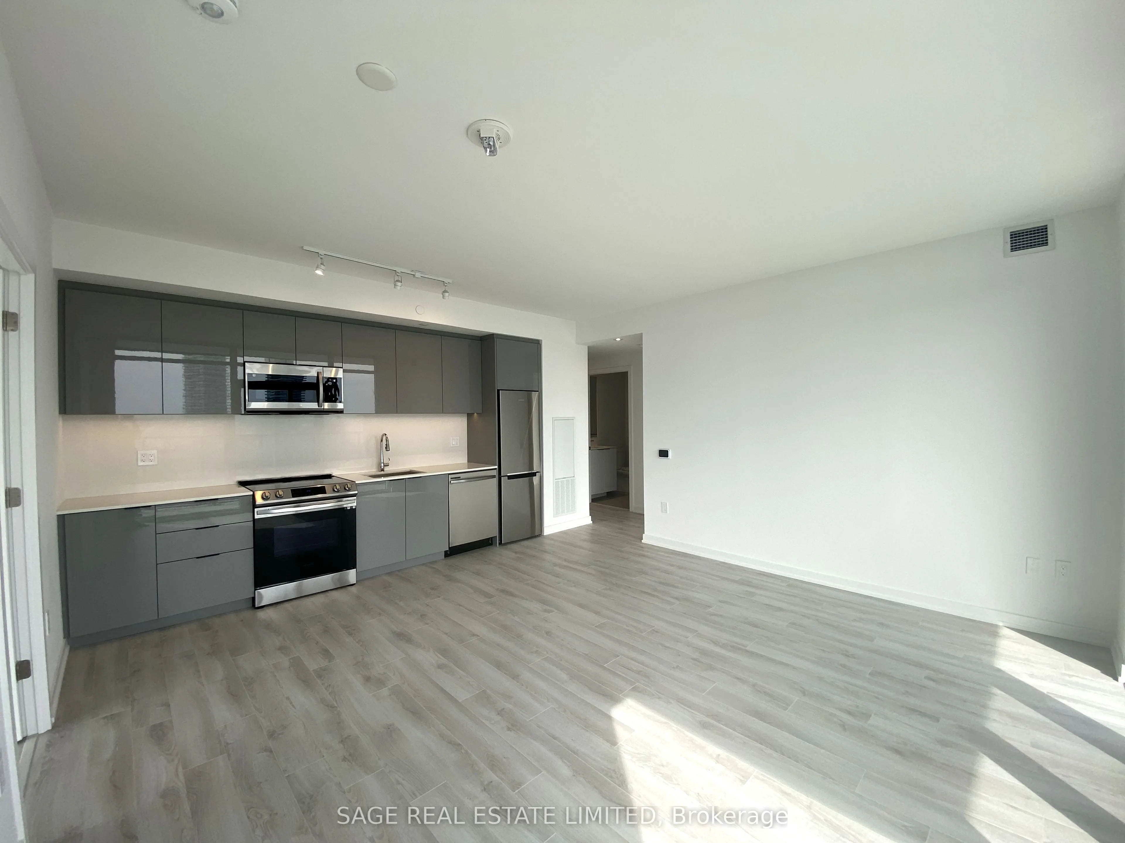 48 Power Street, #1607