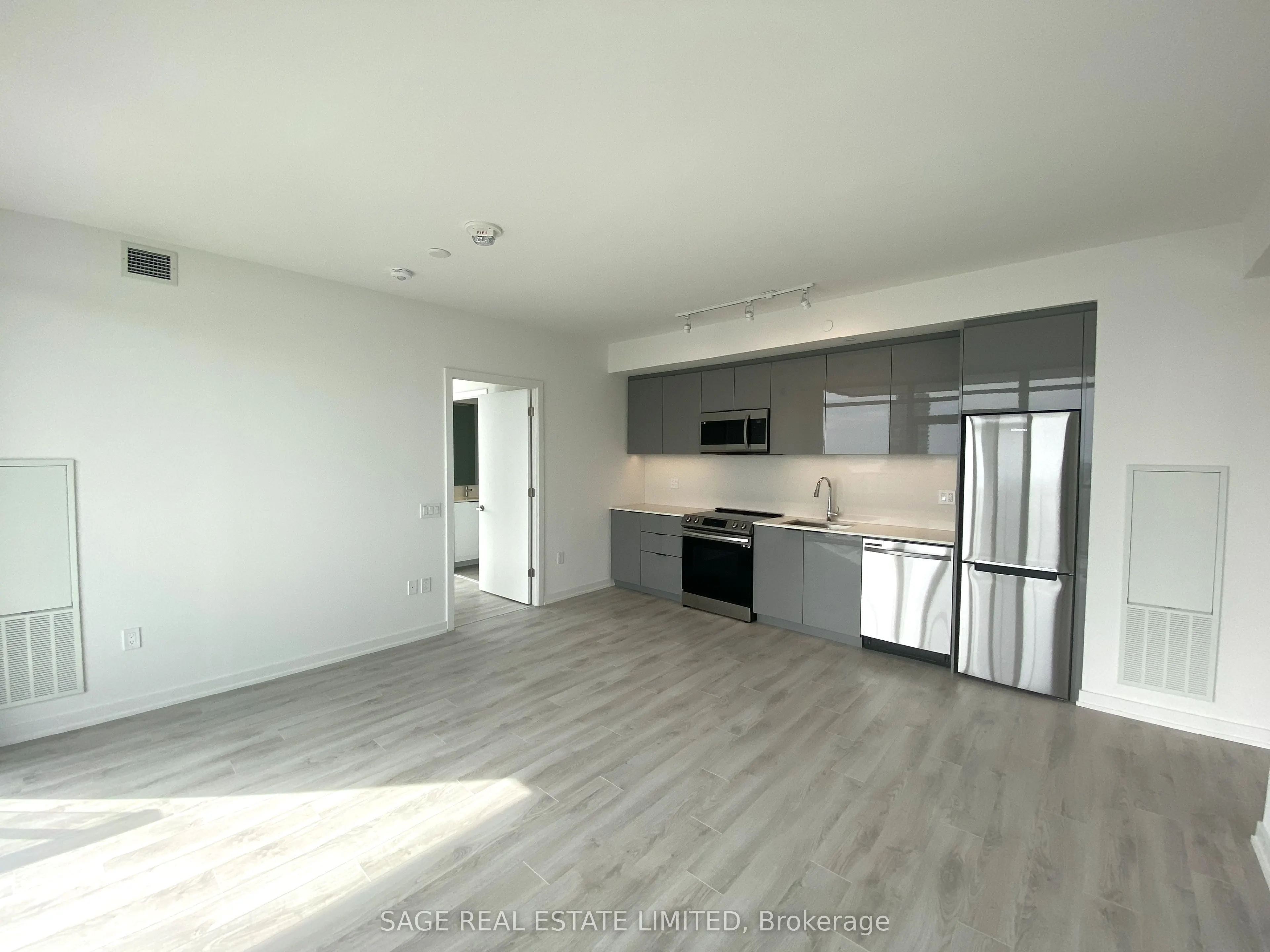 48 Power Street, #1607