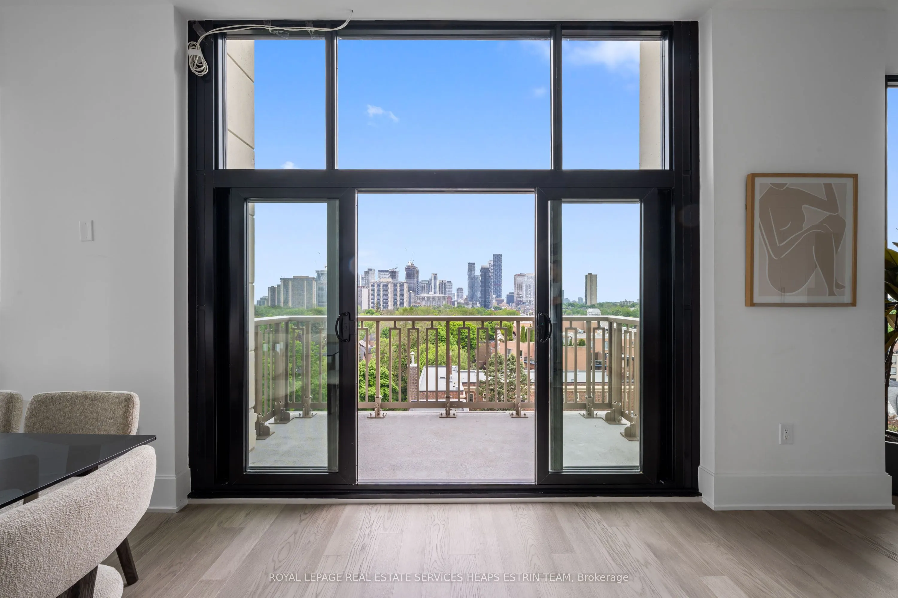 1 Strathgowan Avenue, #PH02