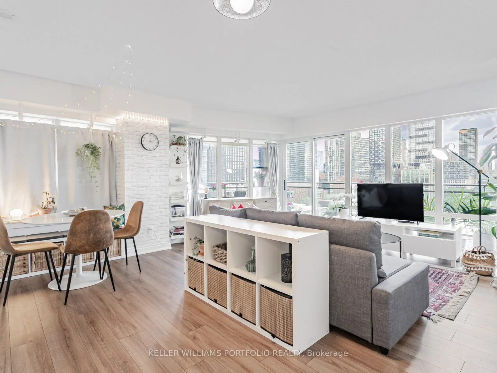 255 Richmond Street E, #1205