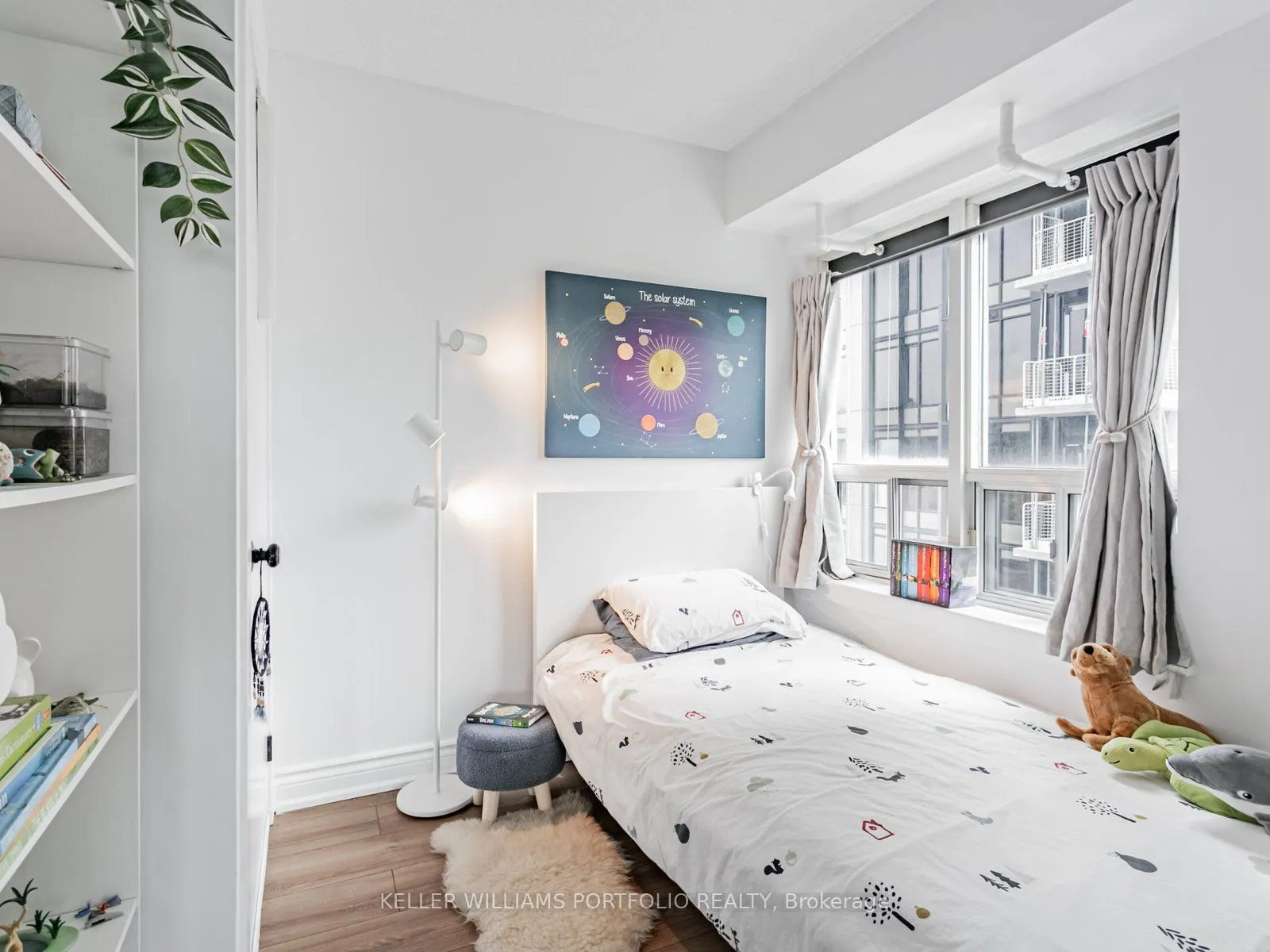 255 Richmond Street E, #1205