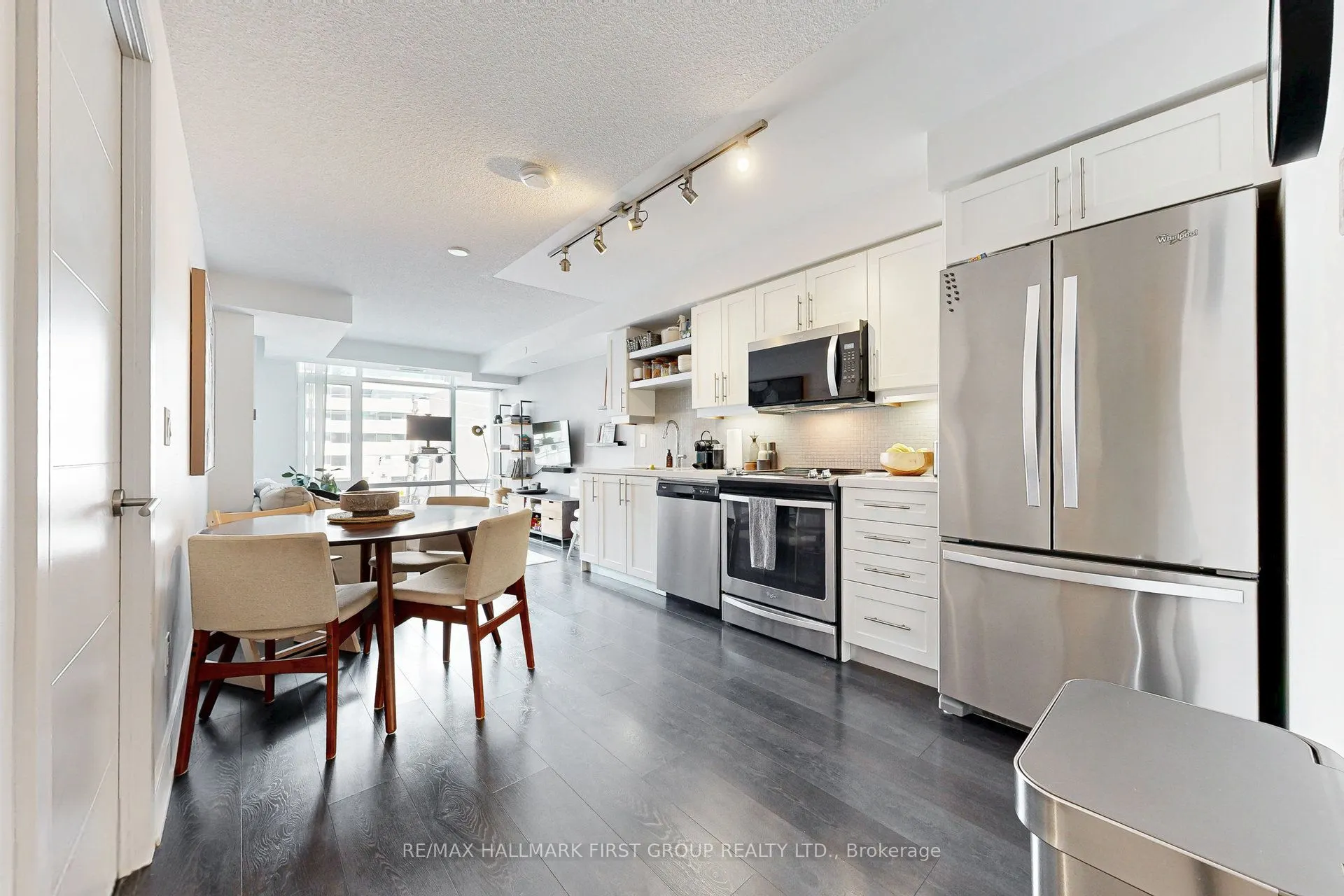 525 Adelaide Street W, #312