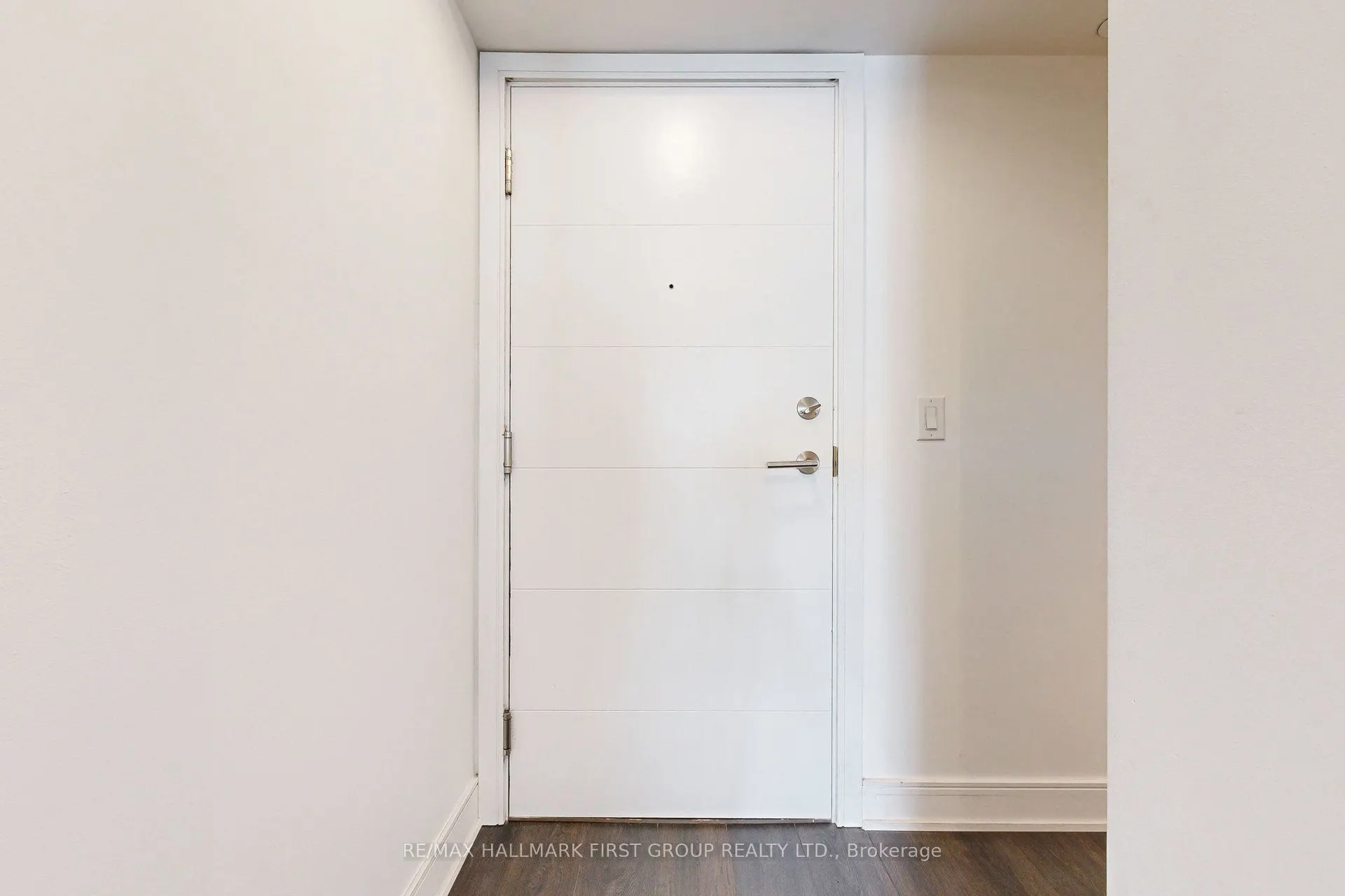 525 Adelaide Street W, #312