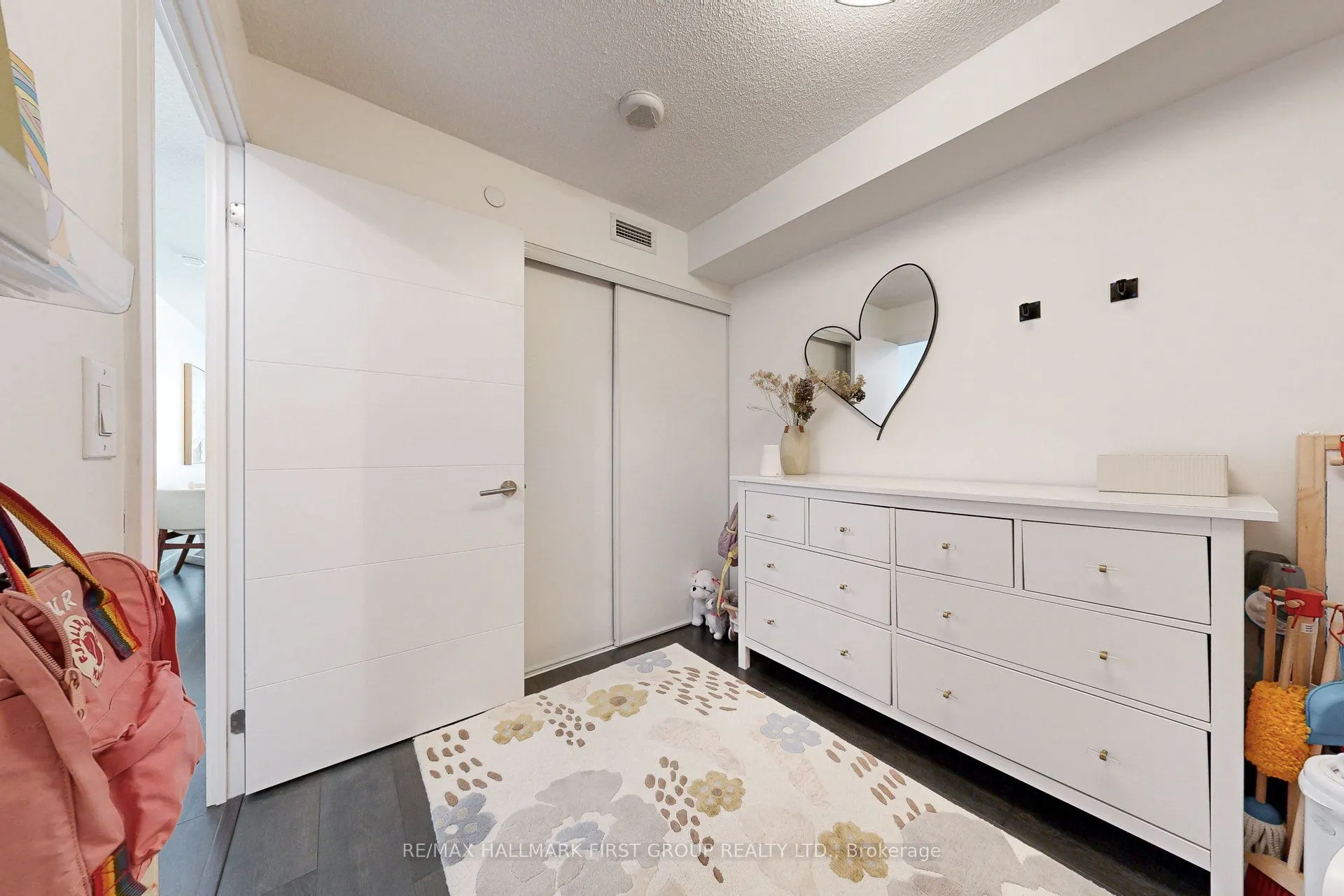 525 Adelaide Street W, #312