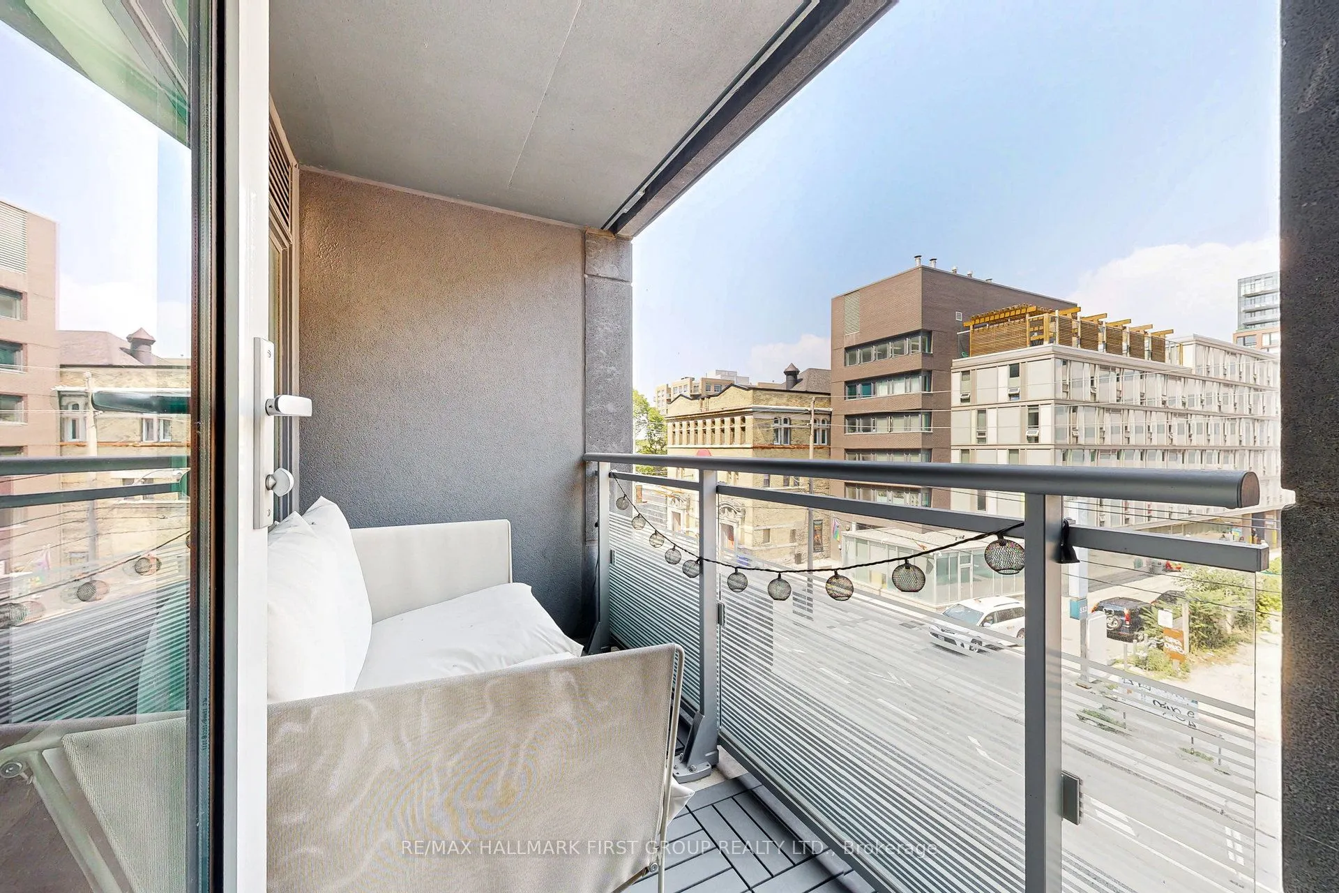 525 Adelaide Street W, #312