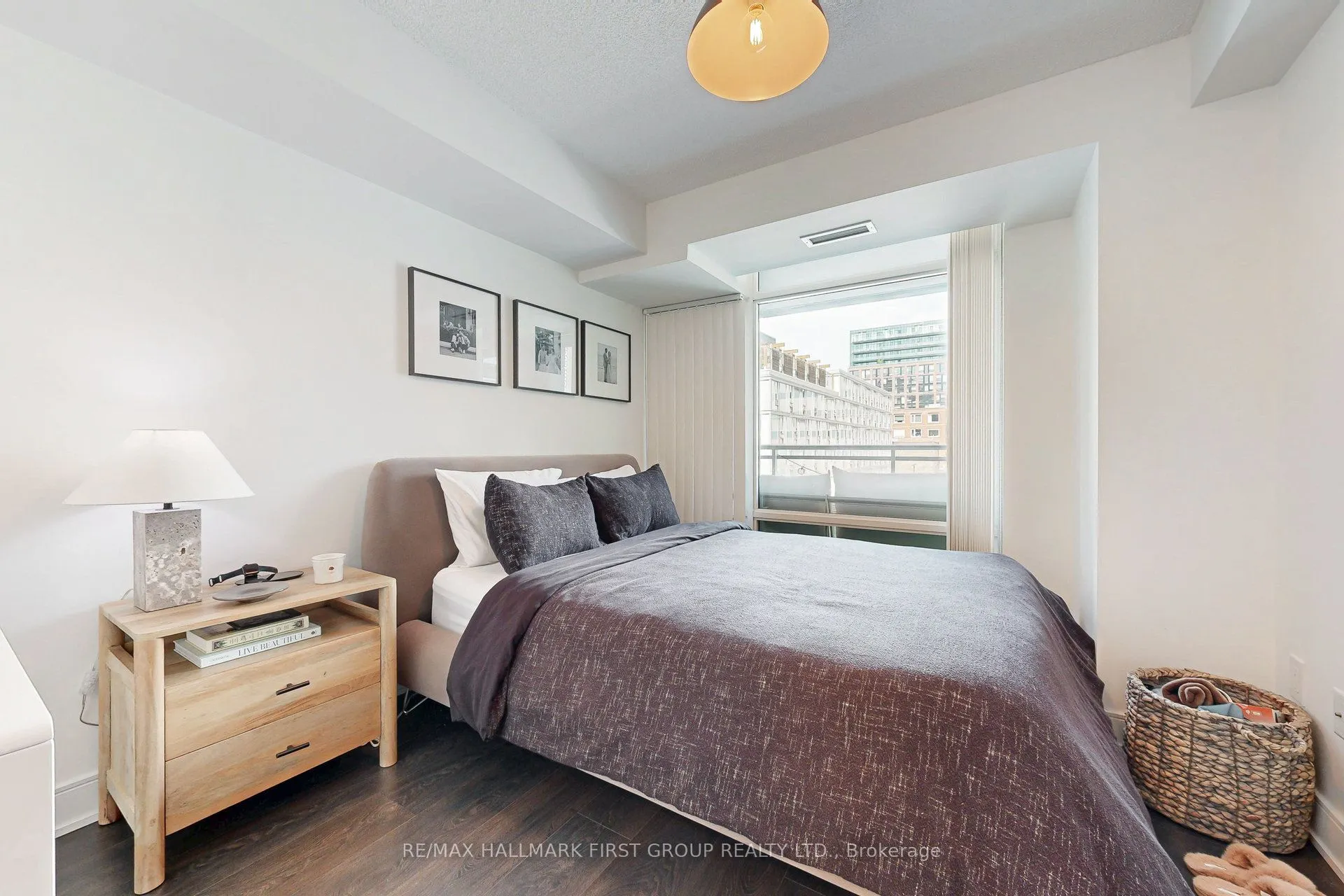 525 Adelaide Street W, #312