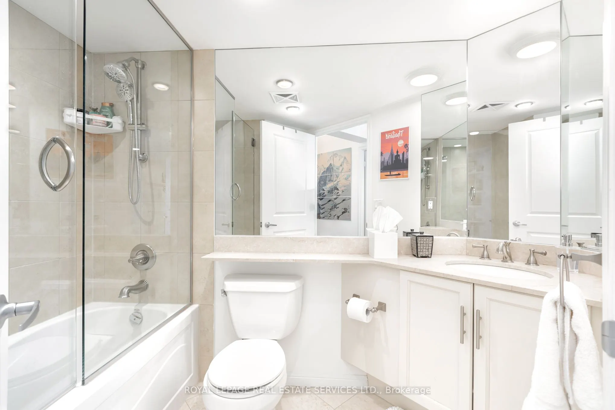 900 Mt Pleasant Road, #707
