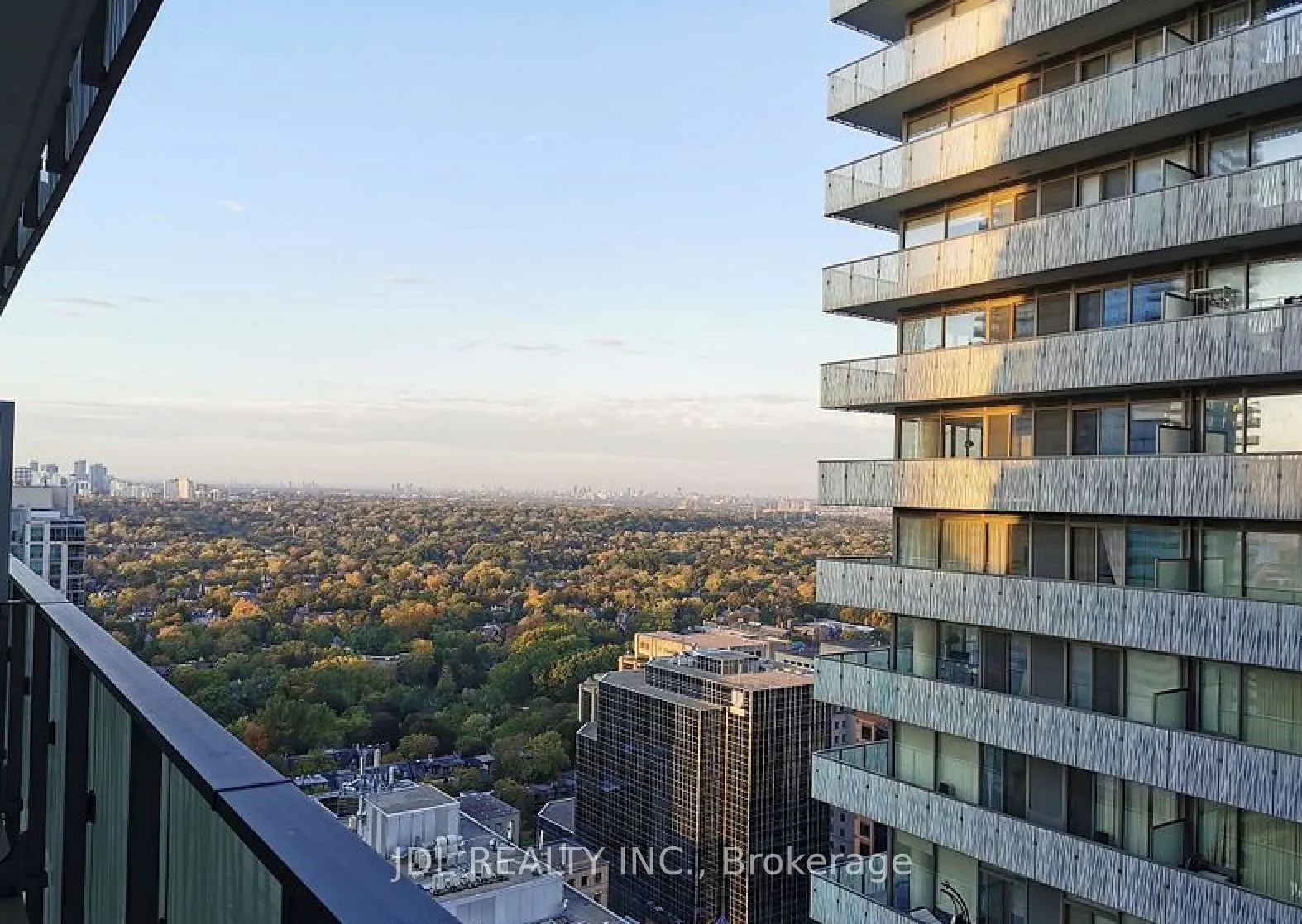 42 Charles Street E, #3609
