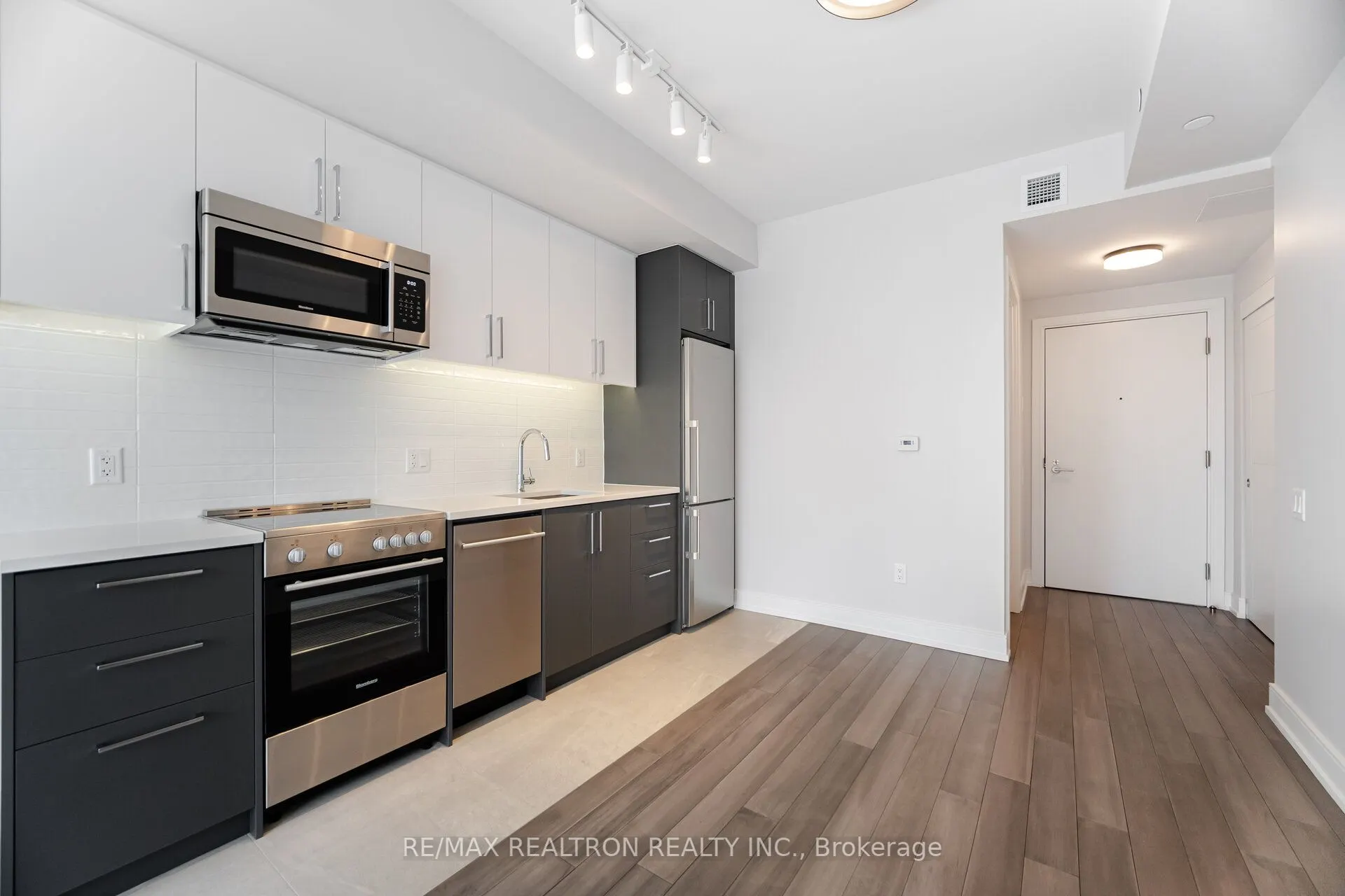 2525 Bathurst Street, #1105