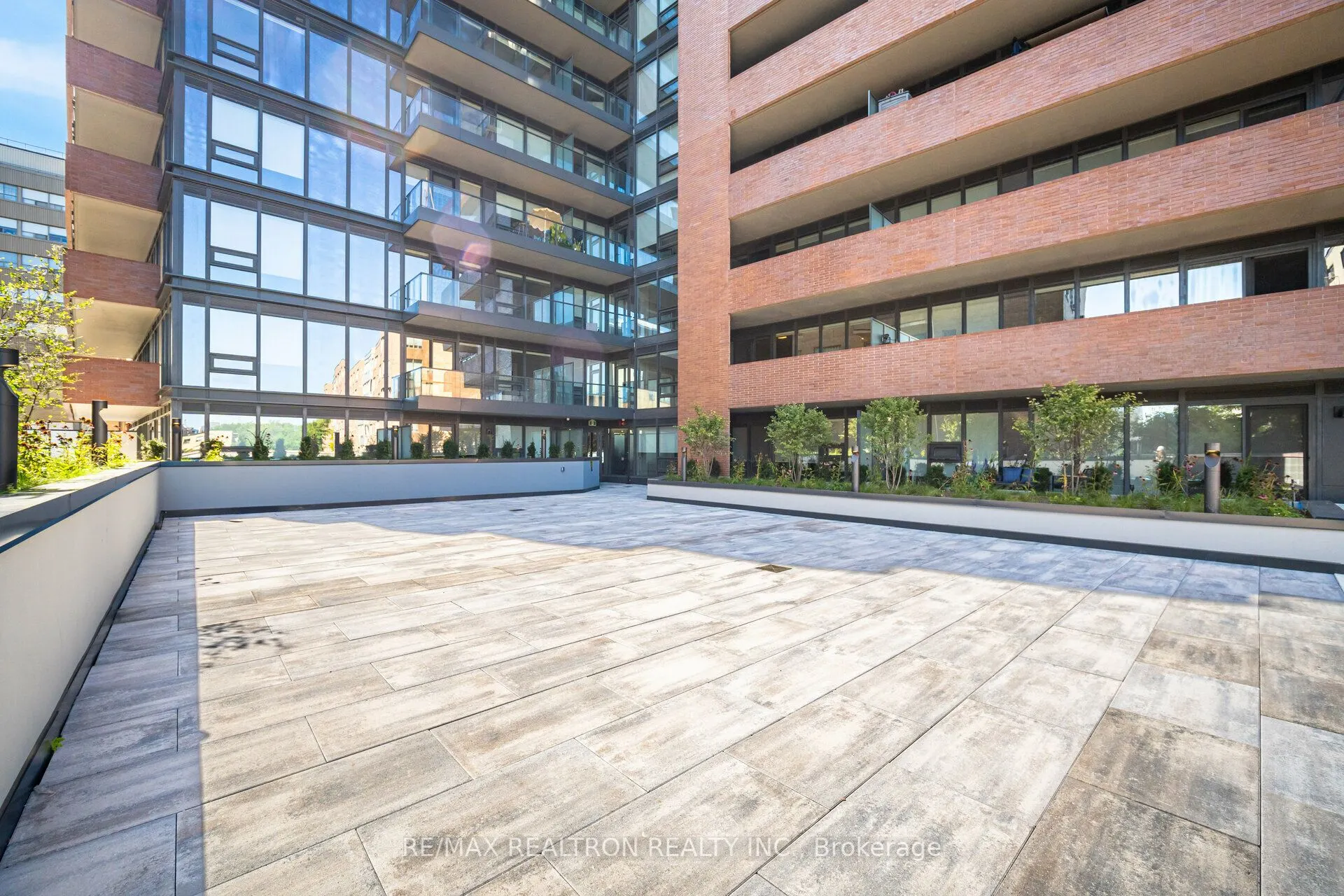 2525 Bathurst Street, #510