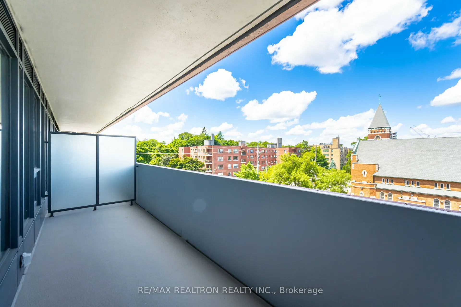 2525 Bathurst Street, #510
