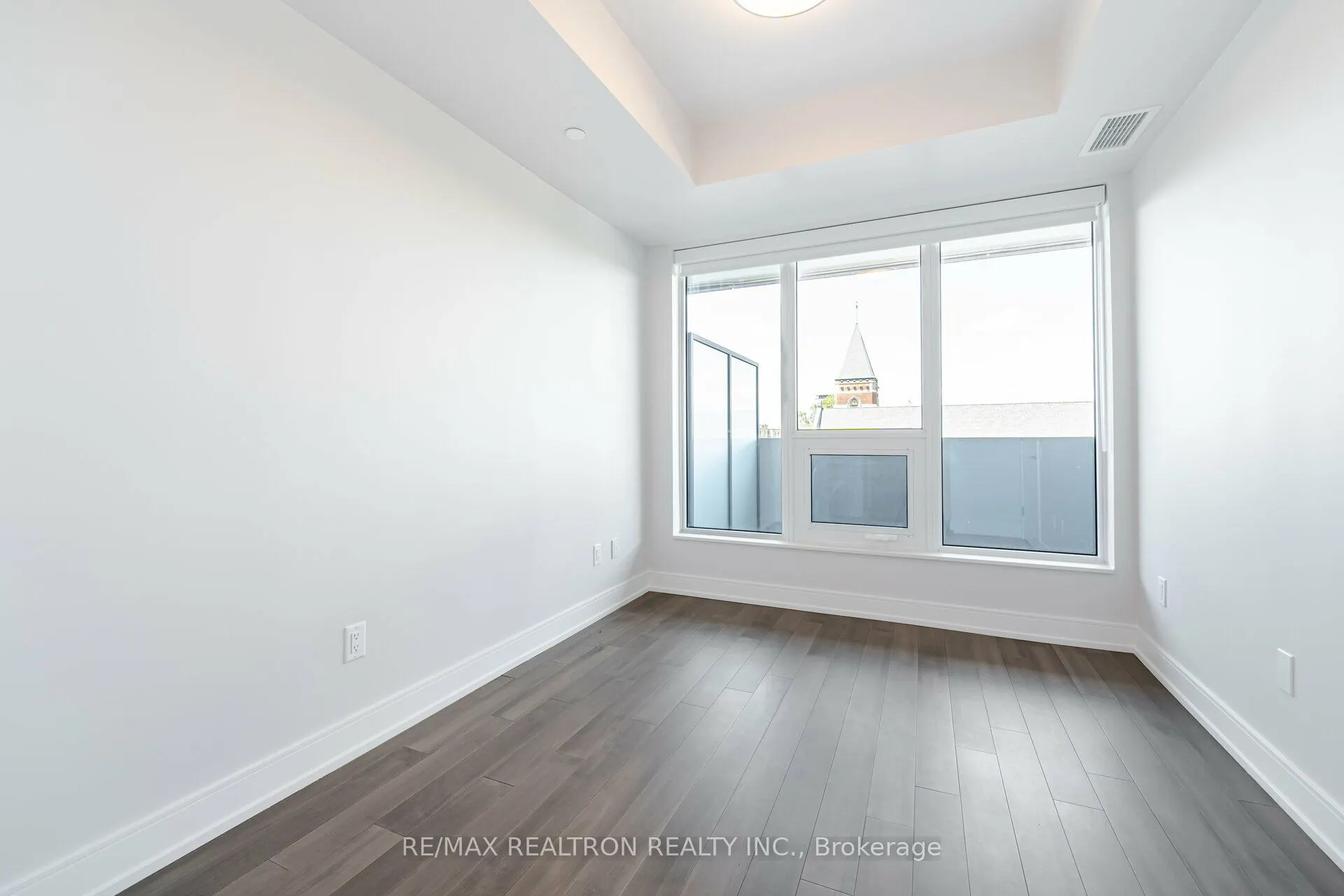 2525 Bathurst Street, #510