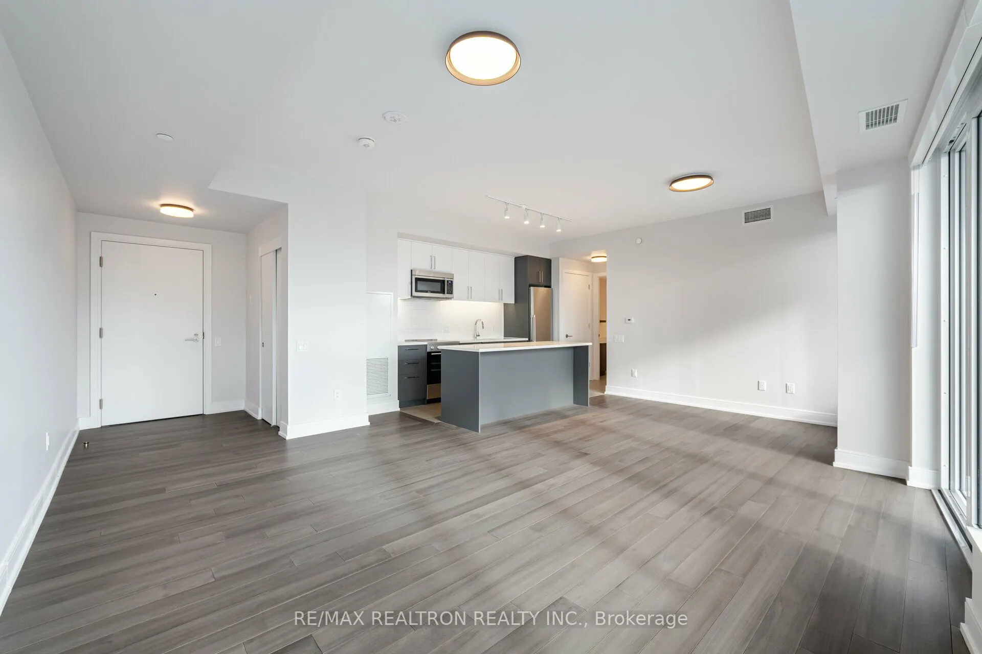 2525 Bathurst Street, #1003