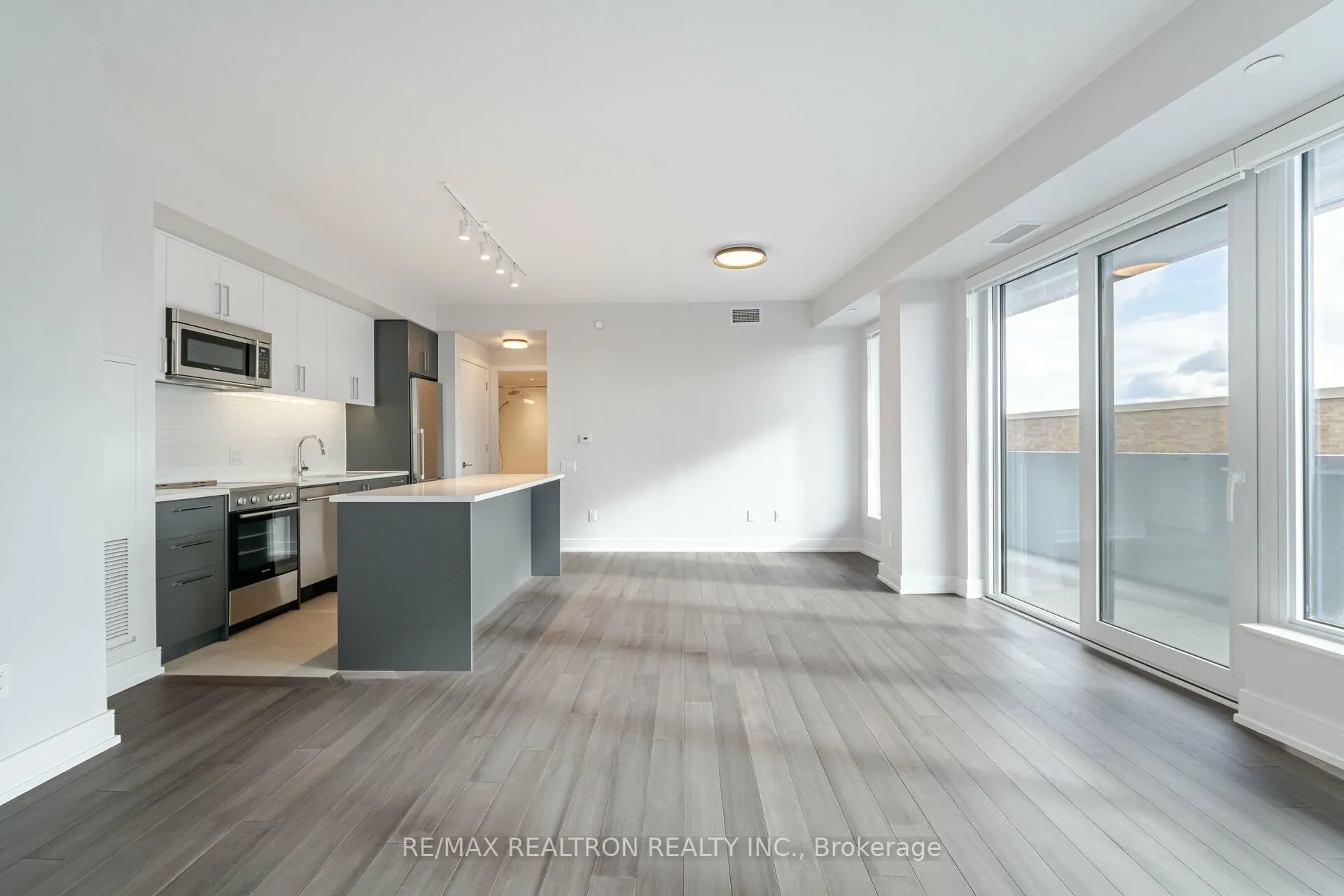 2525 Bathurst Street, #1003