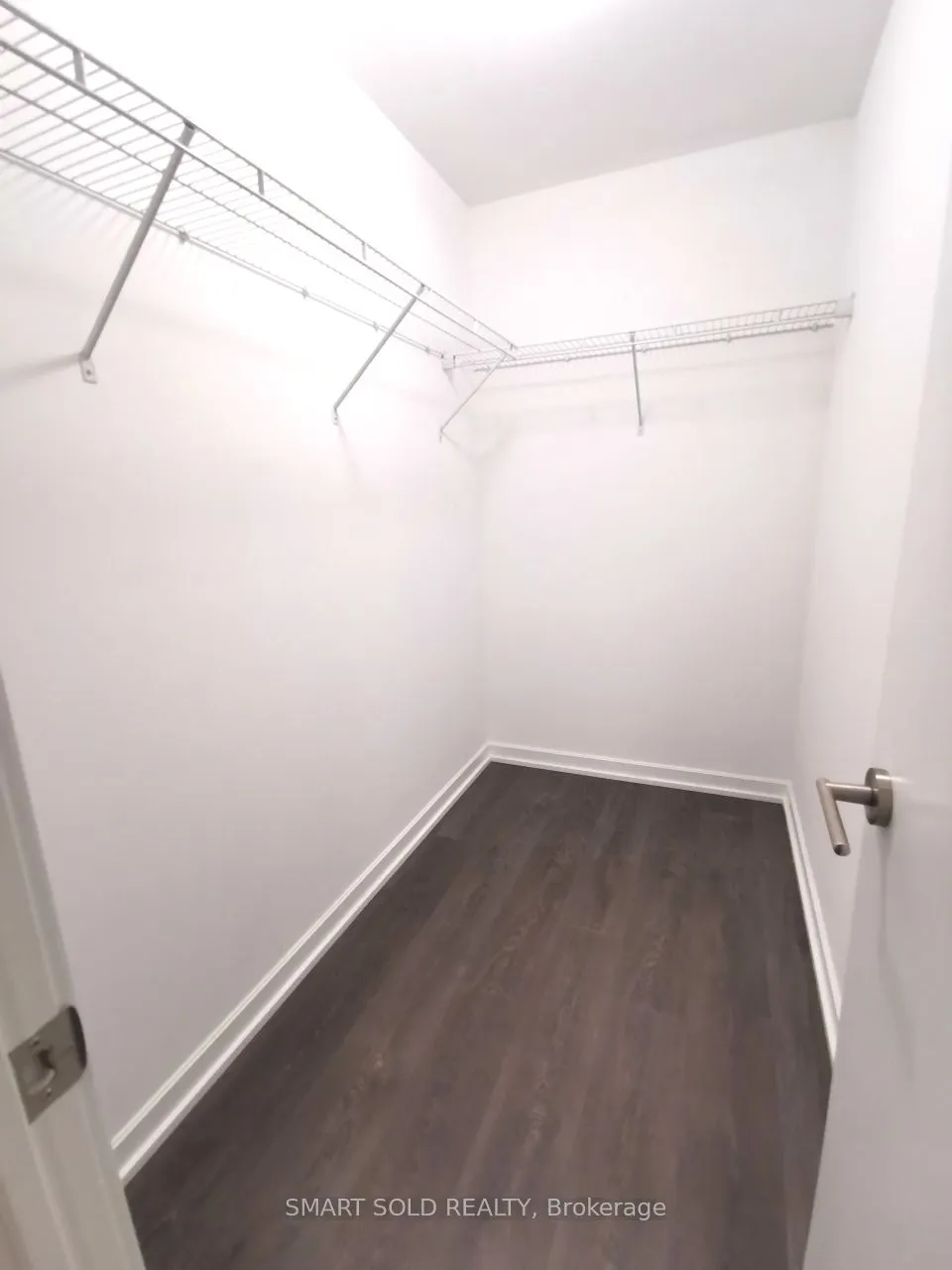 36 Forest Manor Road, #1208