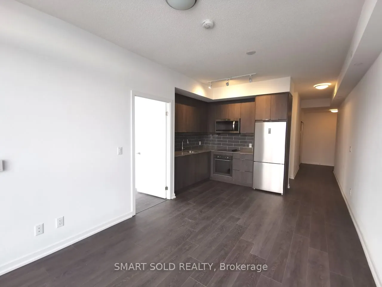 36 Forest Manor Road, #1208