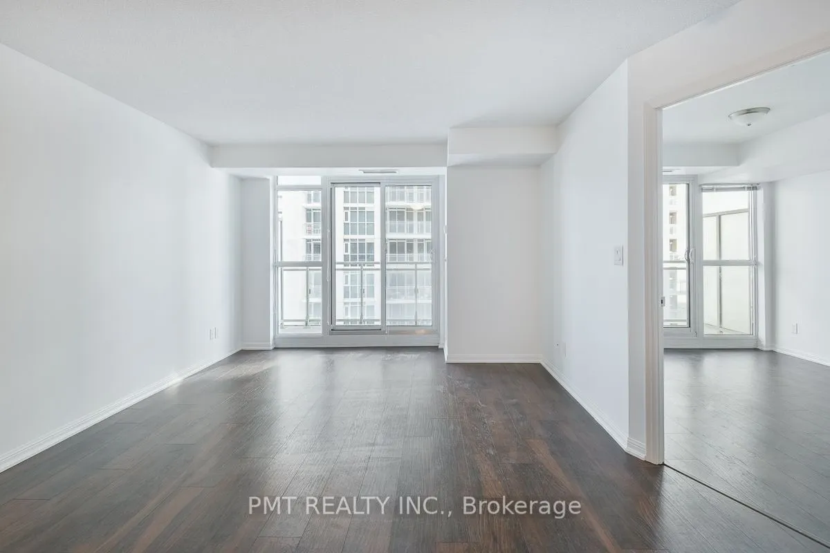 35 Bastion Street, #1220