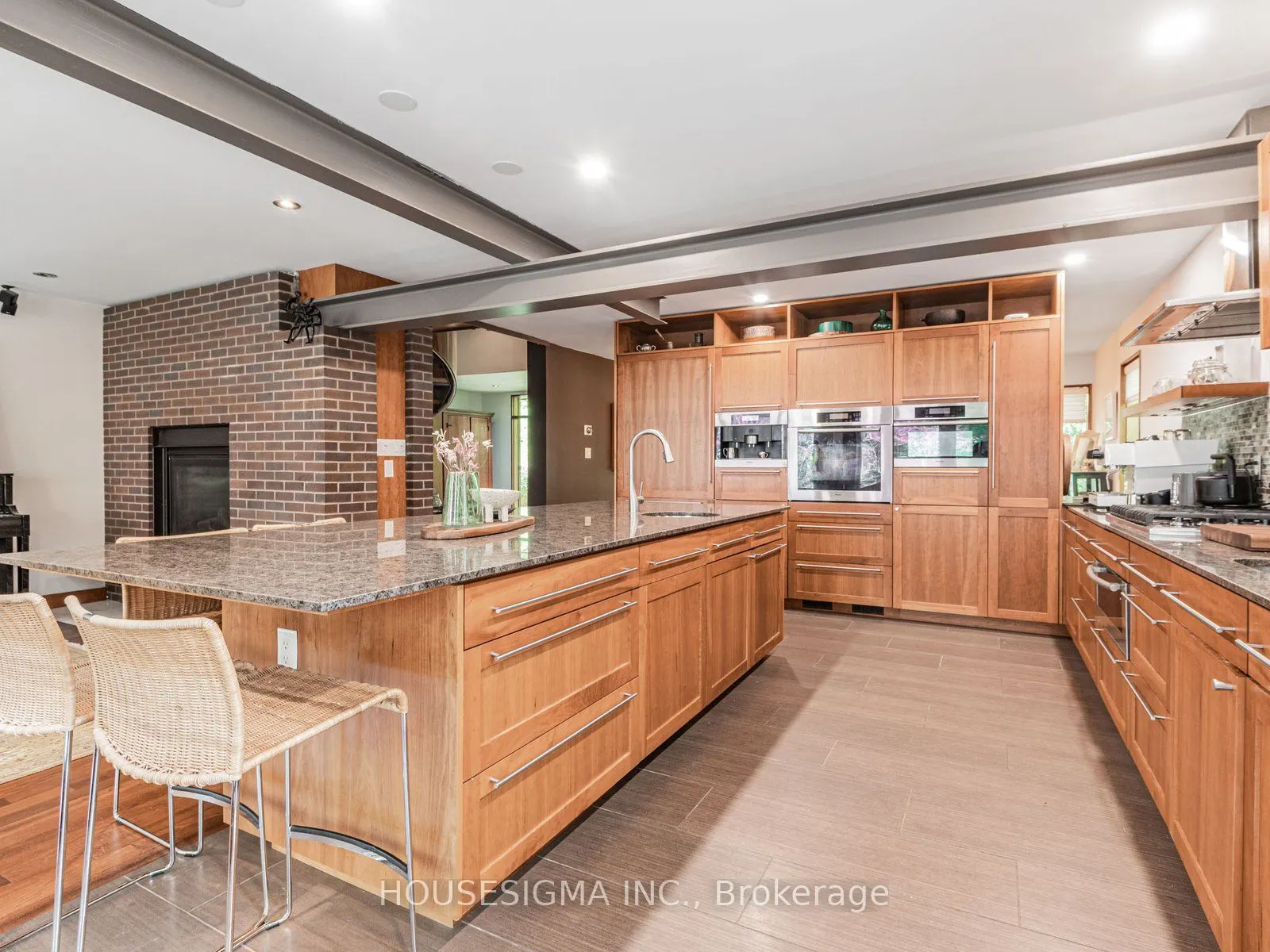 94 Laurentide Drive