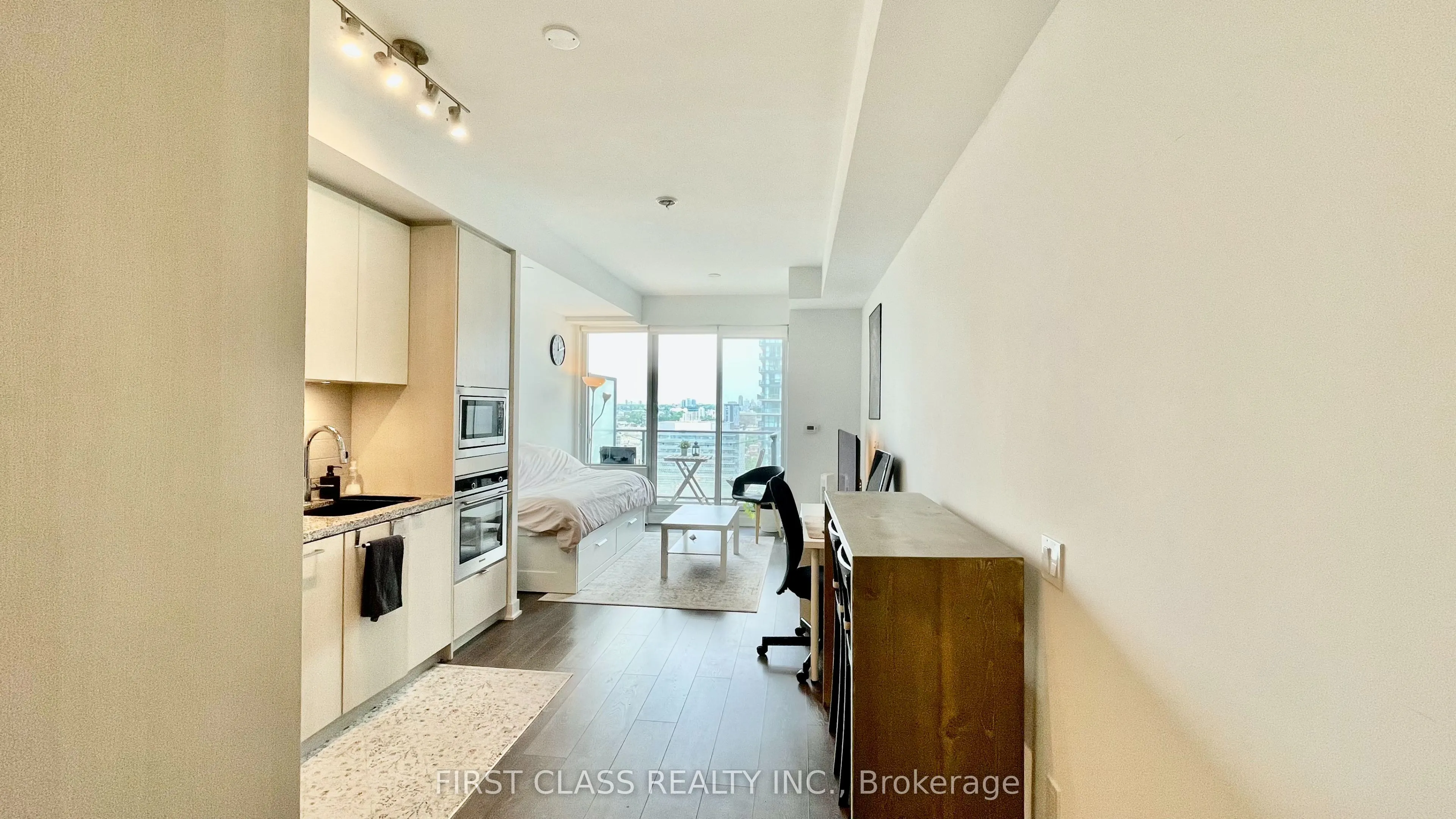 115 Blue Jays Way, #3210