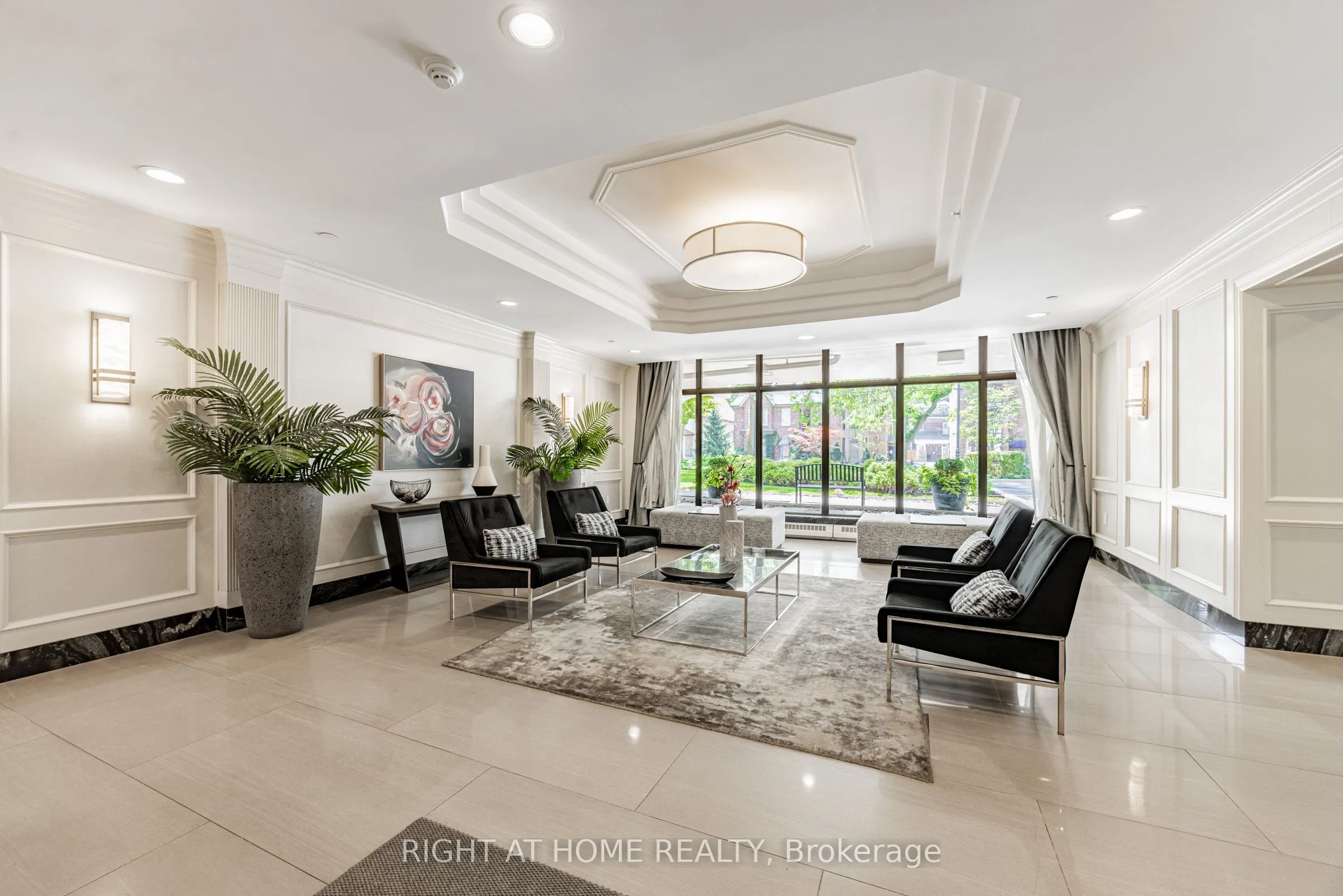 30 Gloucester Street, #2109