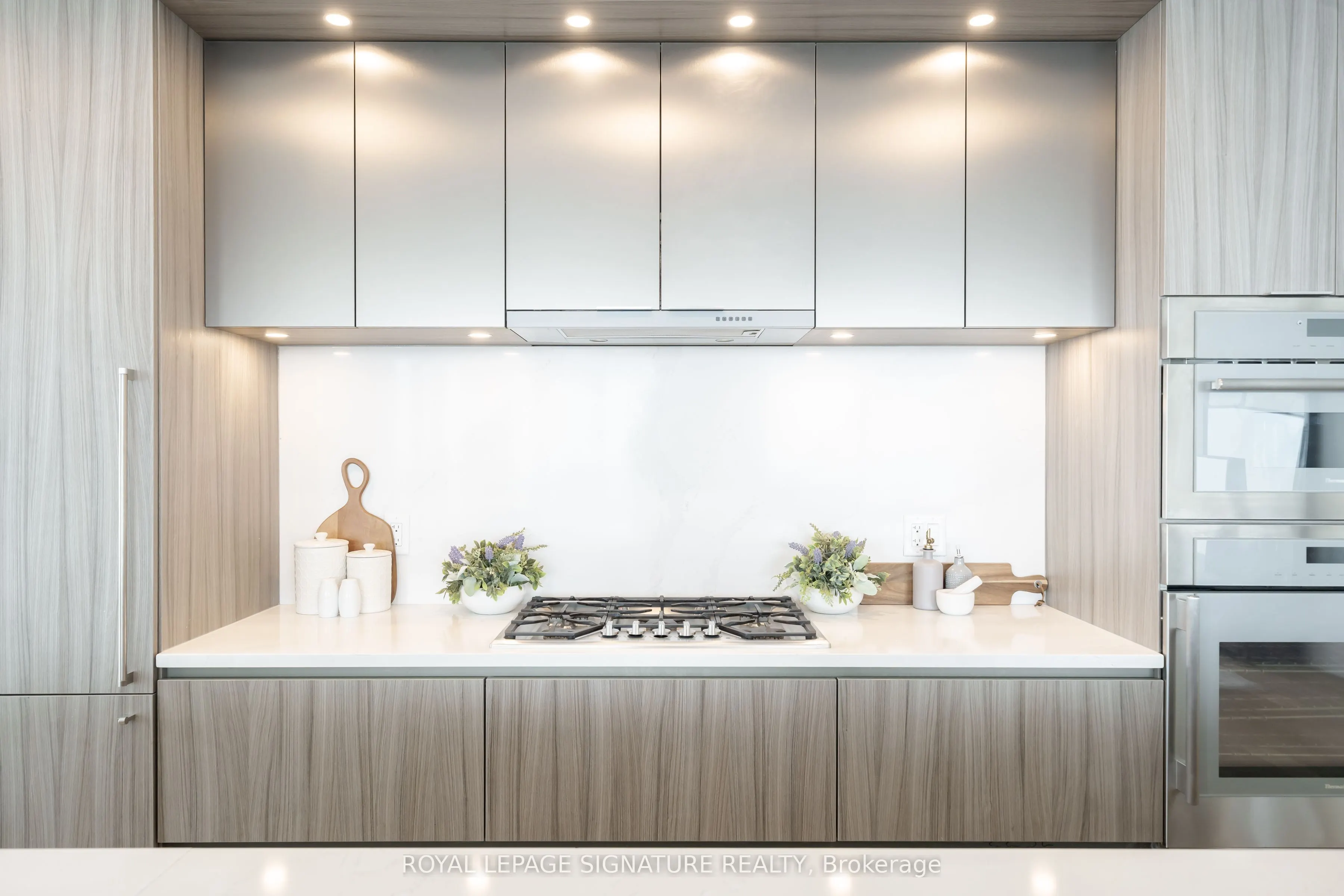 28 Freeland Street, #5402