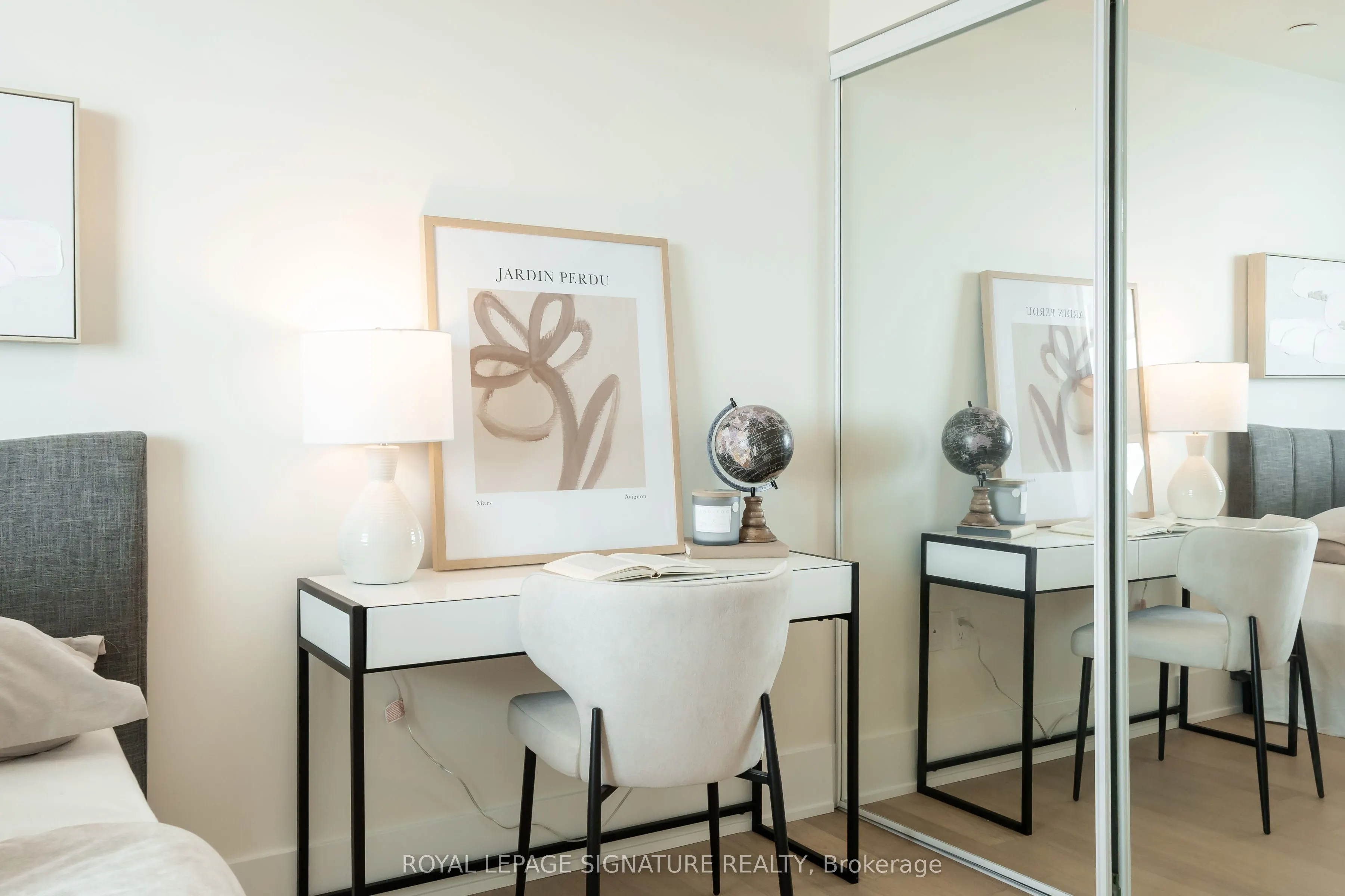 28 Freeland Street, #5402