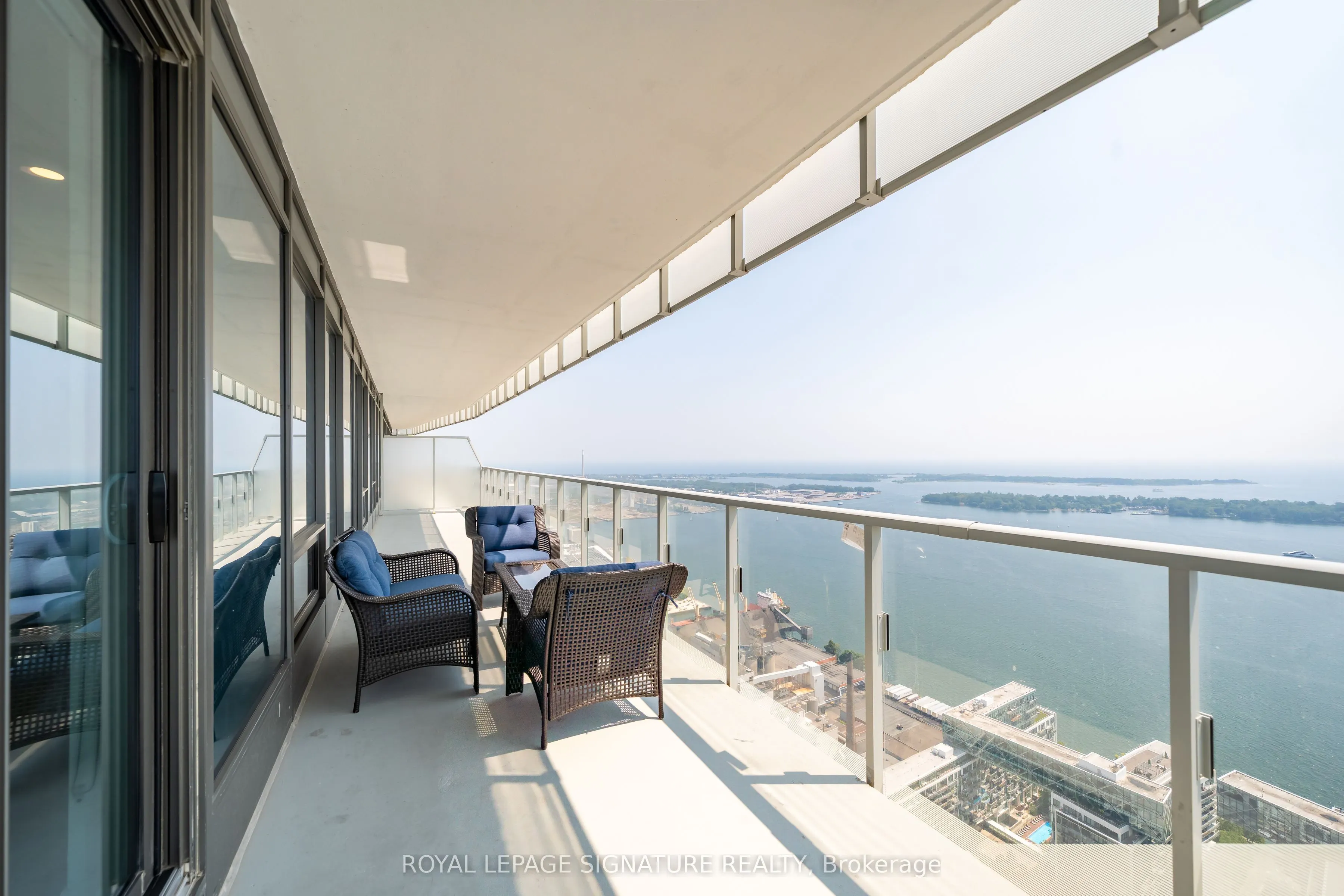 28 Freeland Street, #5402