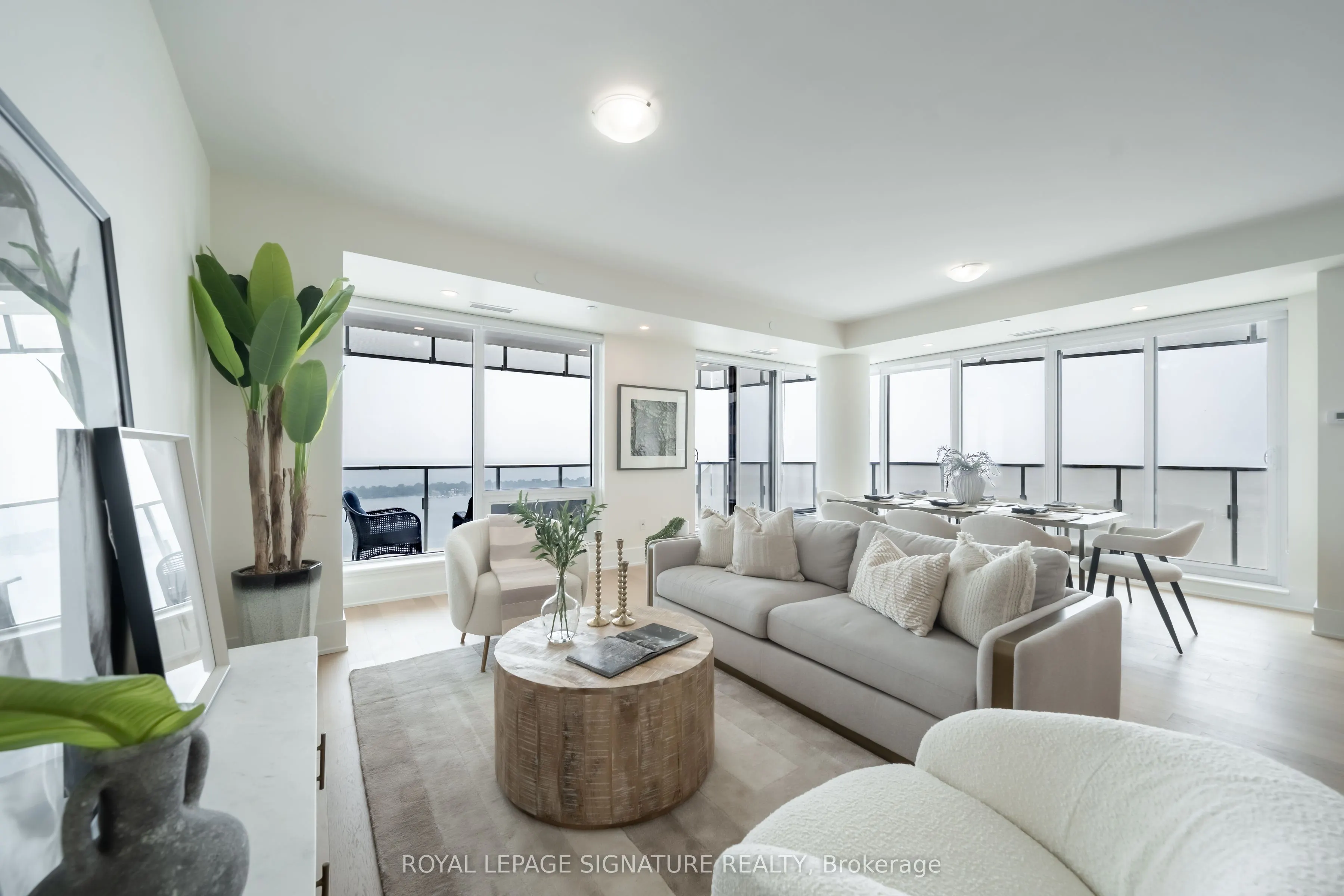 28 Freeland Street, #5402