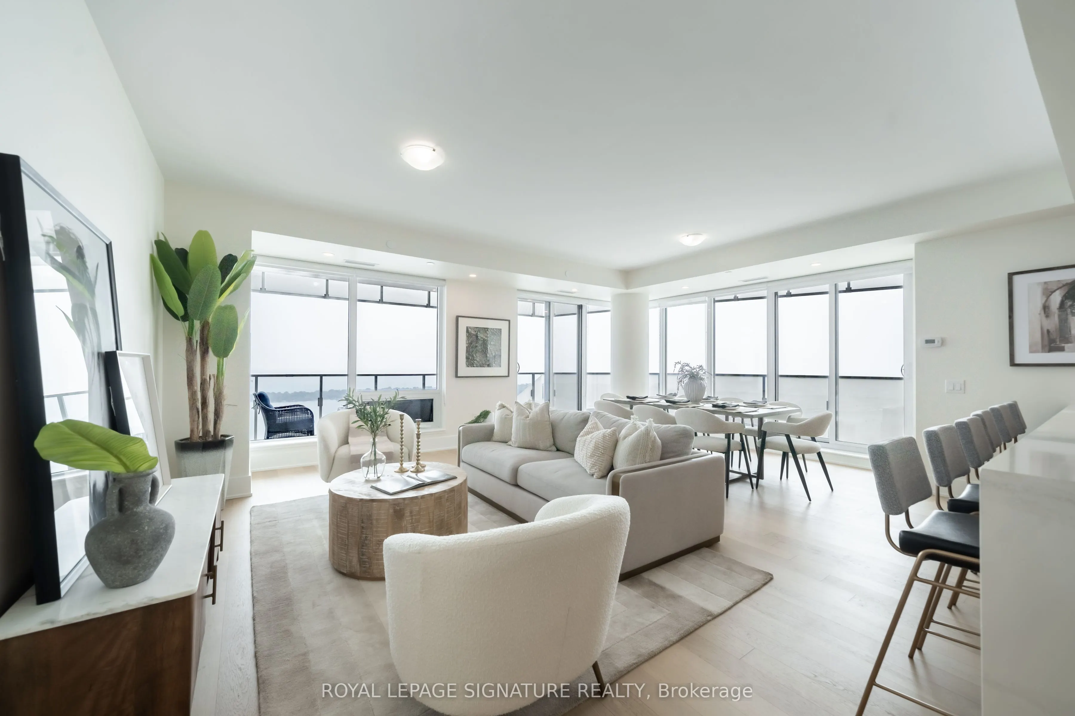 28 Freeland Street, #5402