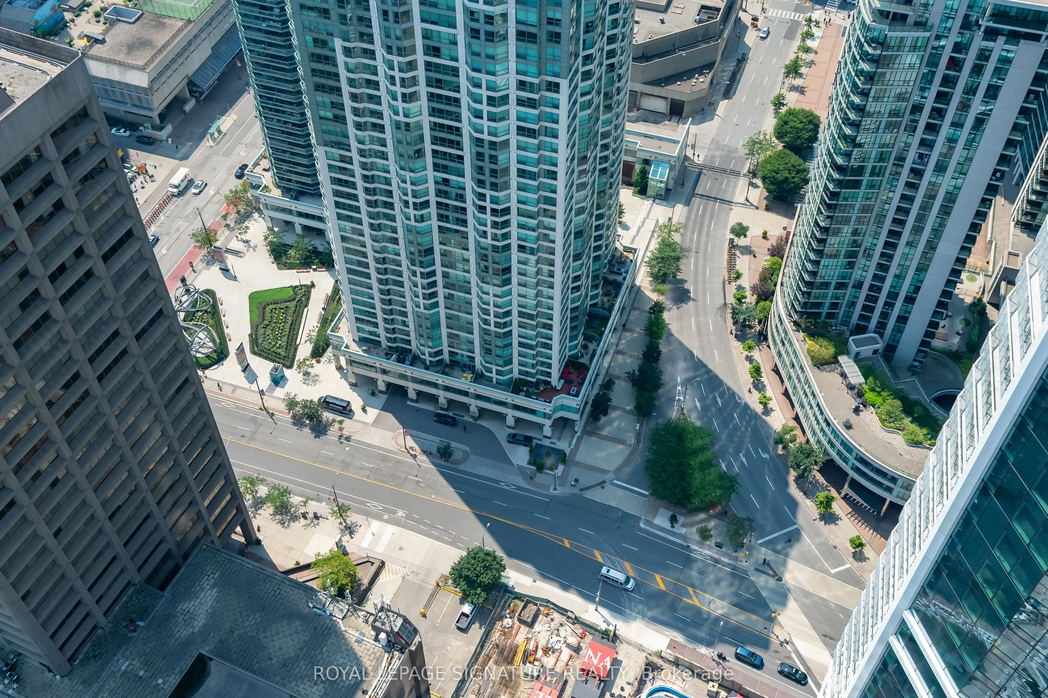 28 Freeland Street, #5402