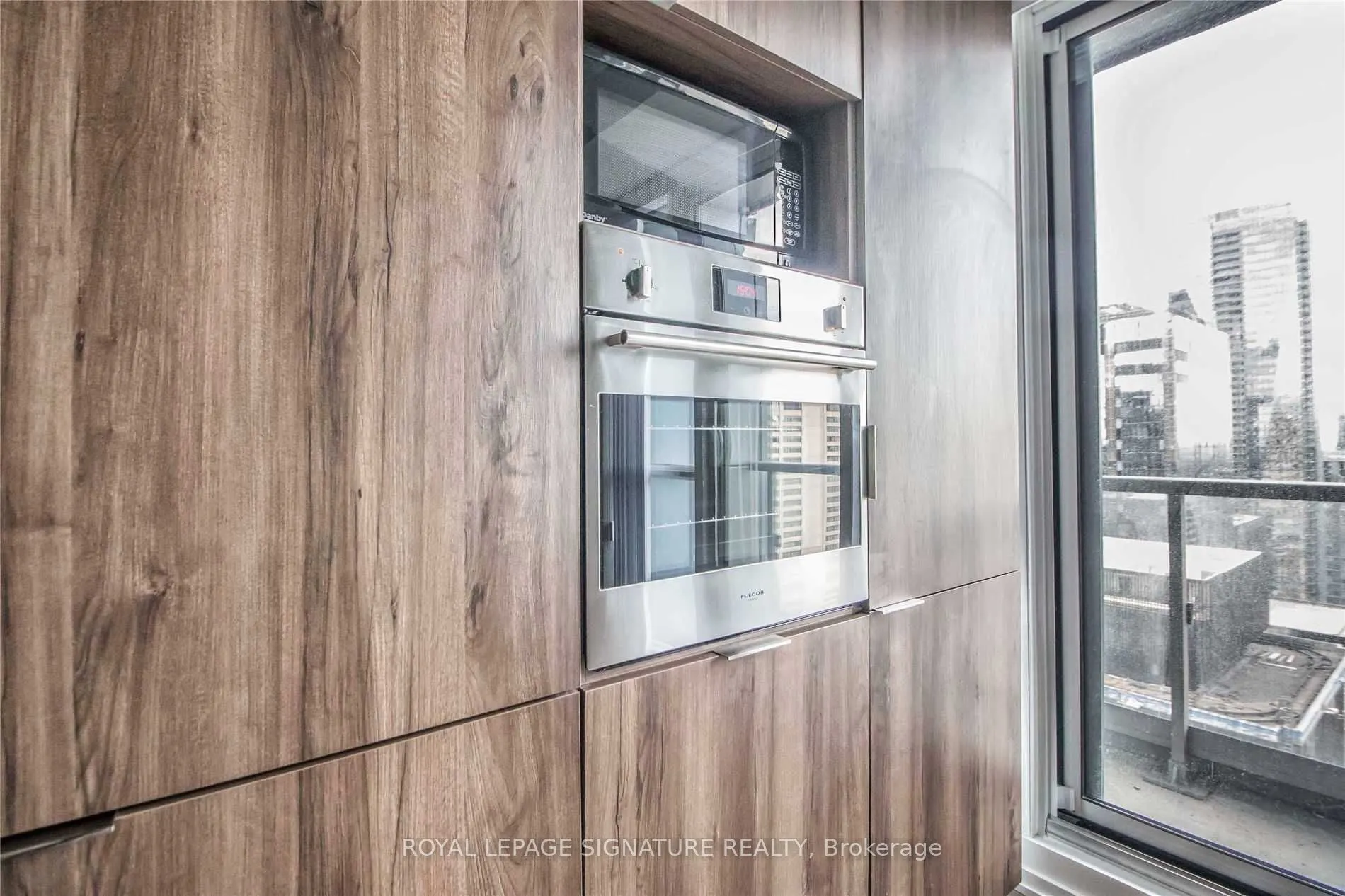 70 Temperance Street, #3914