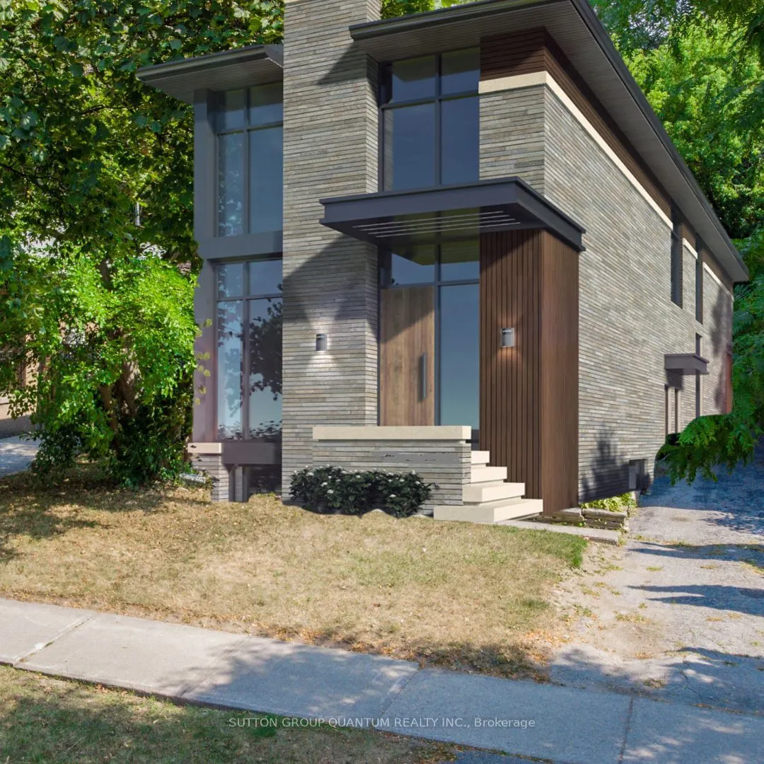 11 Collinson Boulevard N