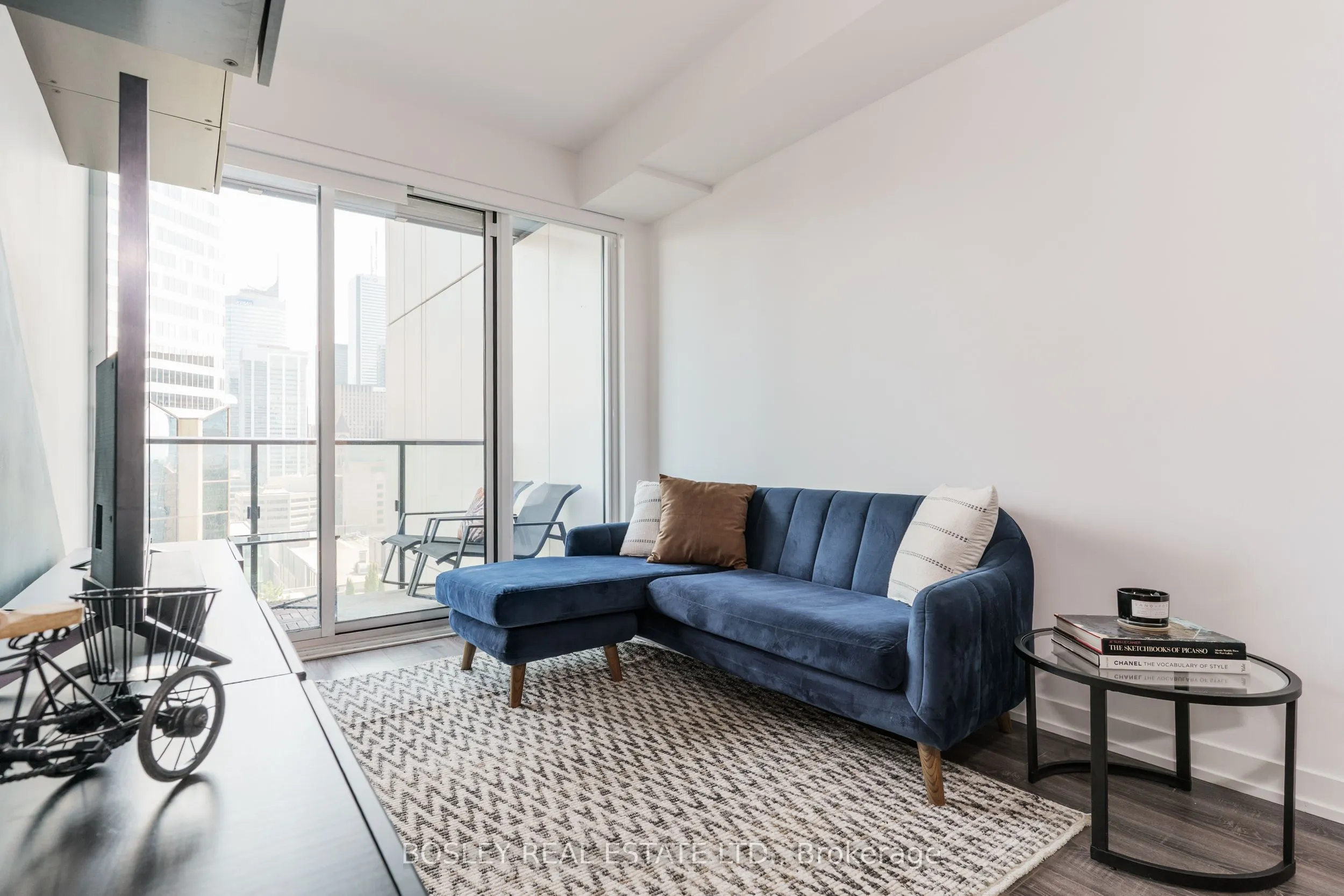 20 Edward Street, #1509