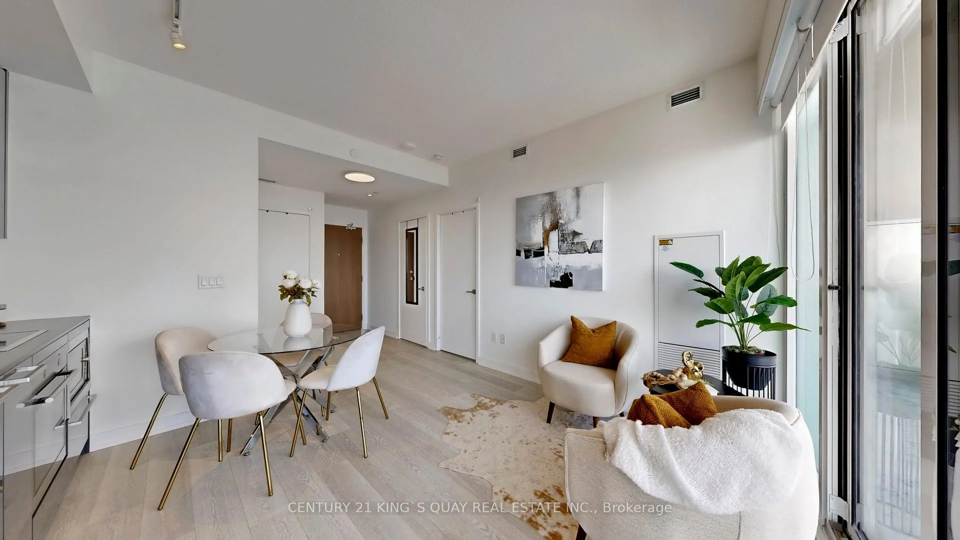 115 Mcmahon Drive, #3707