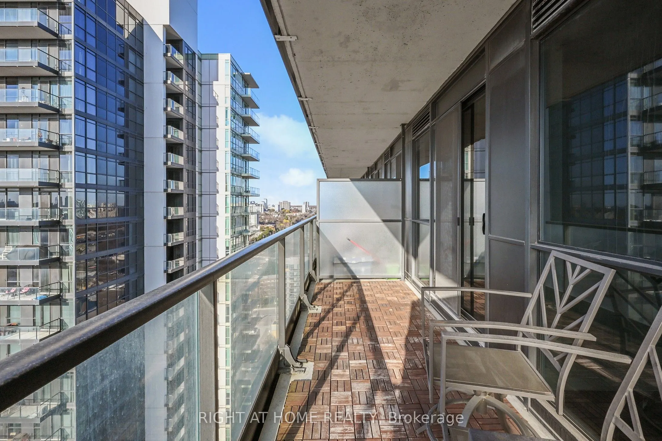 29 Singer Court, #2607