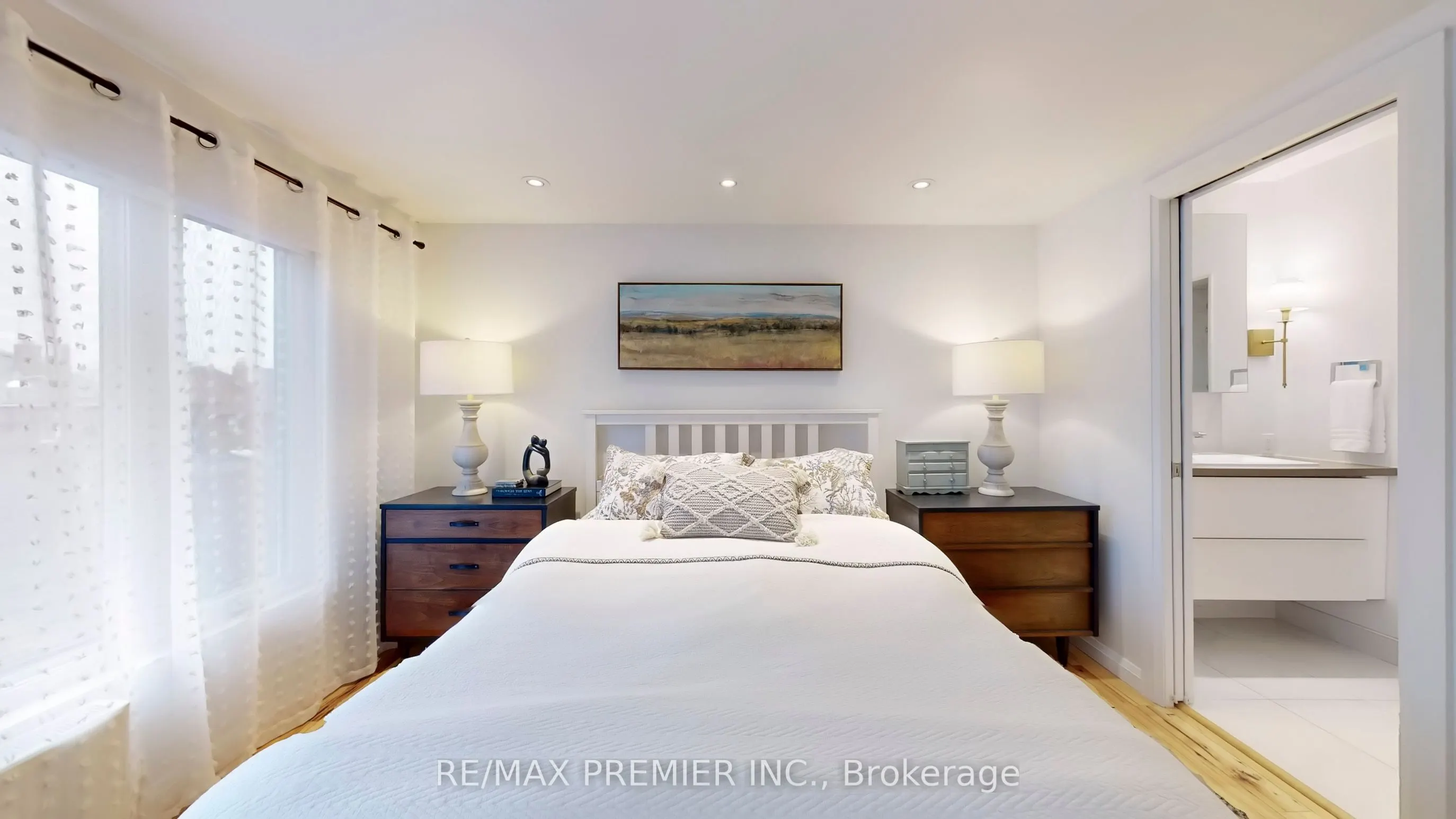 27 Hector Avenue, #Main Level