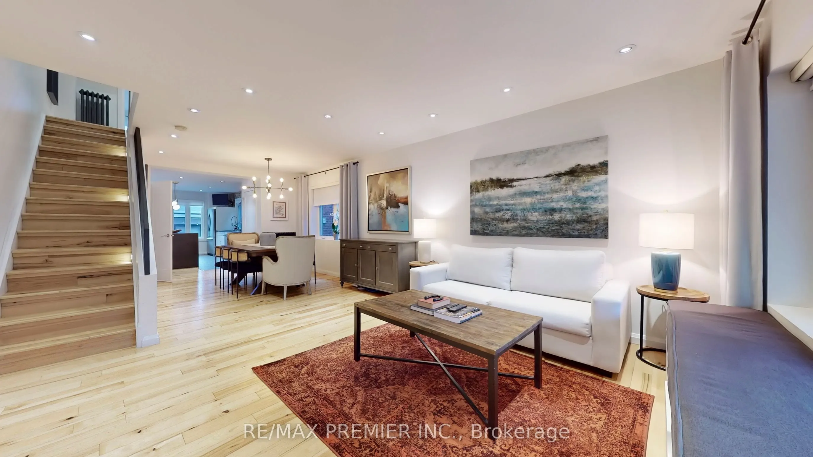 27 Hector Avenue, #Main Level
