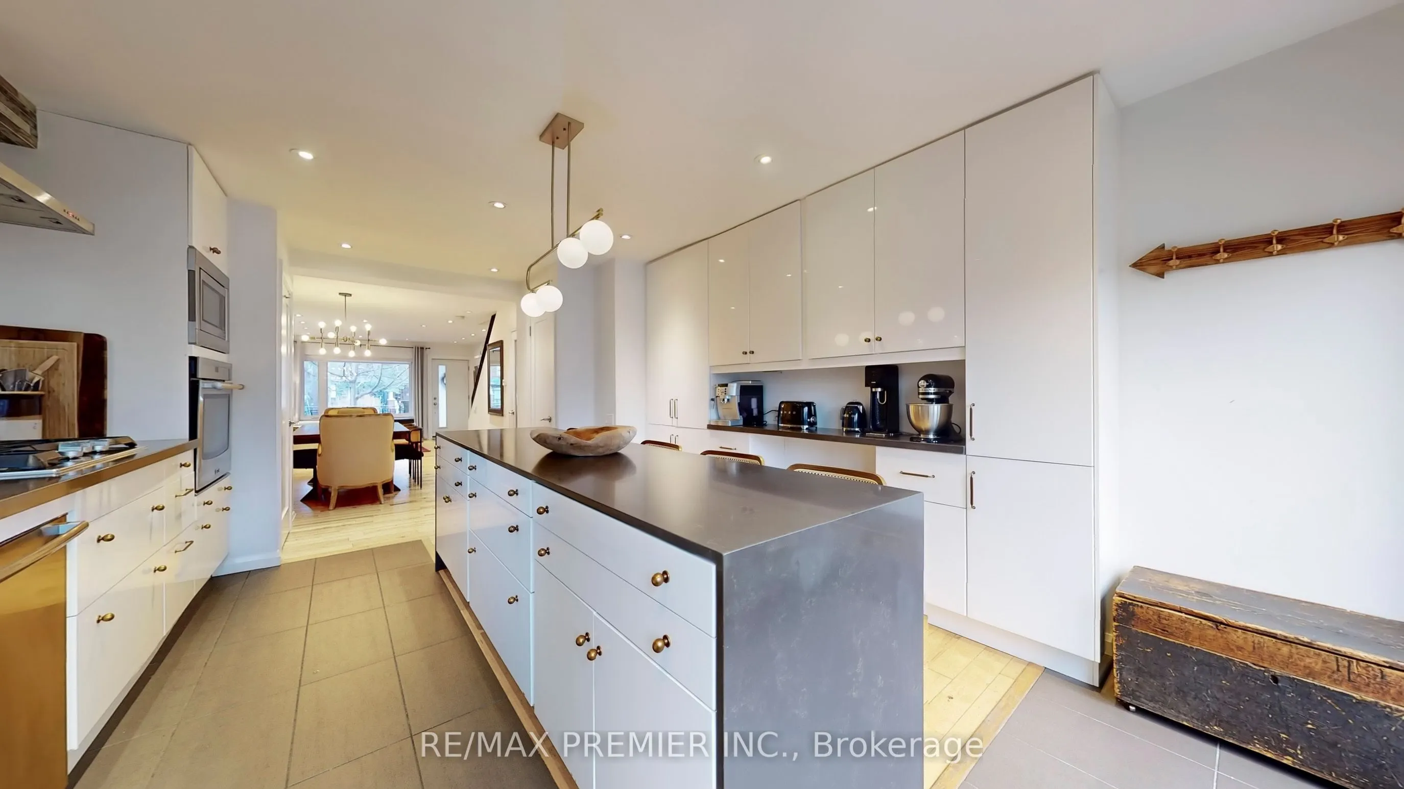 27 Hector Avenue, #Main Level