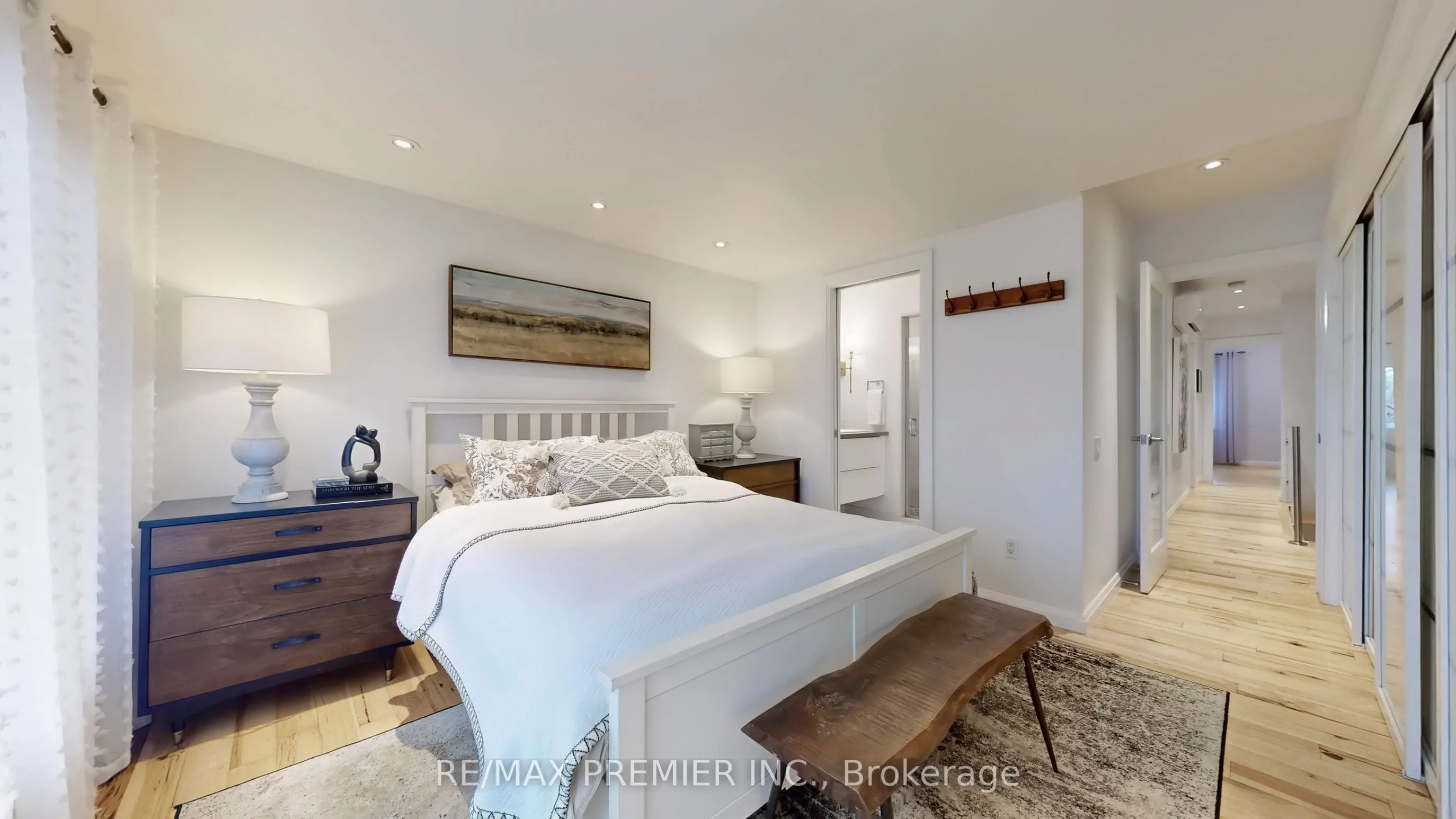 27 Hector Avenue, #Main Level