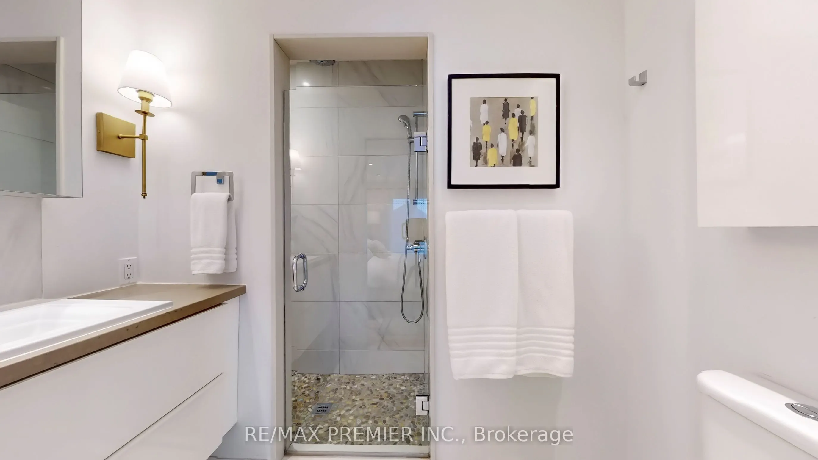 27 Hector Avenue, #Main Level
