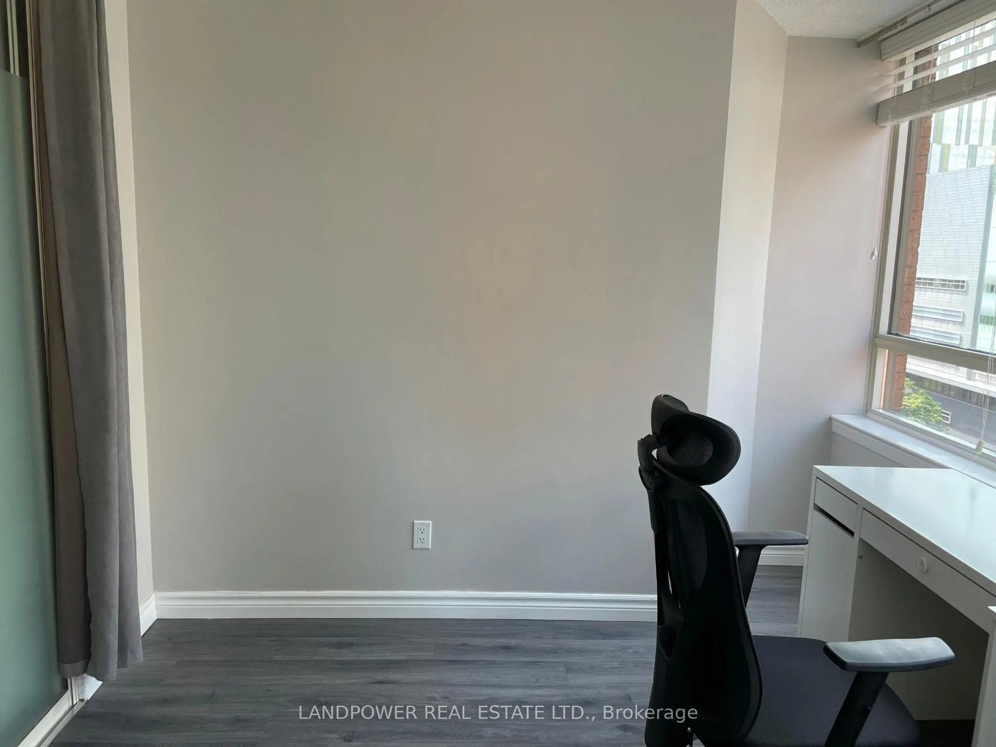 633 Bay Street, #1222