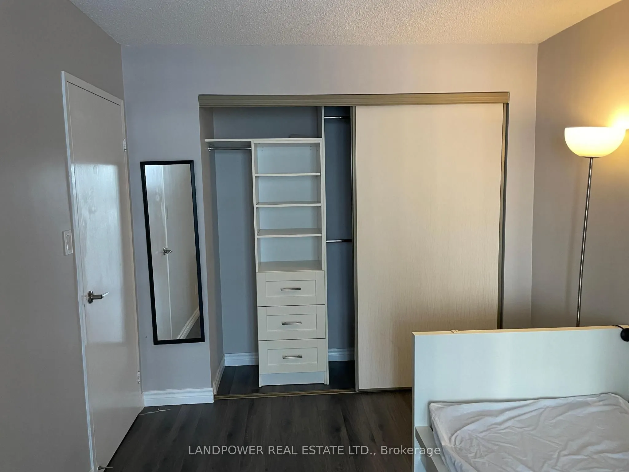 633 Bay Street, #1222