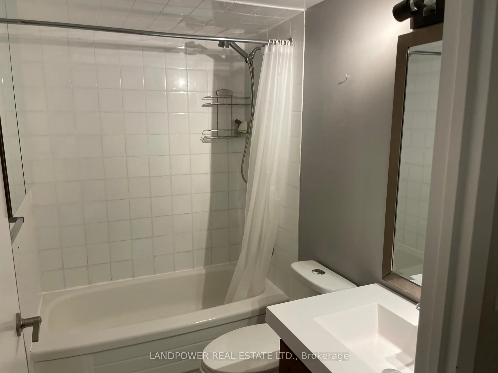 633 Bay Street, #1222