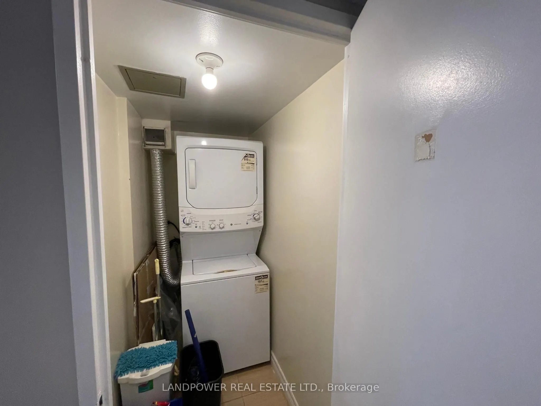 633 Bay Street, #1222