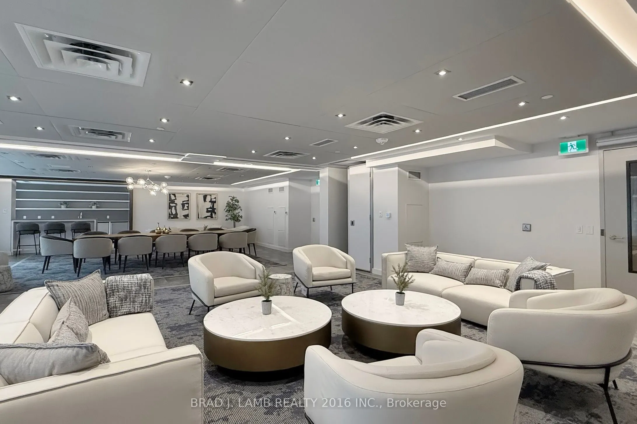 543 Richmond Street W, #545