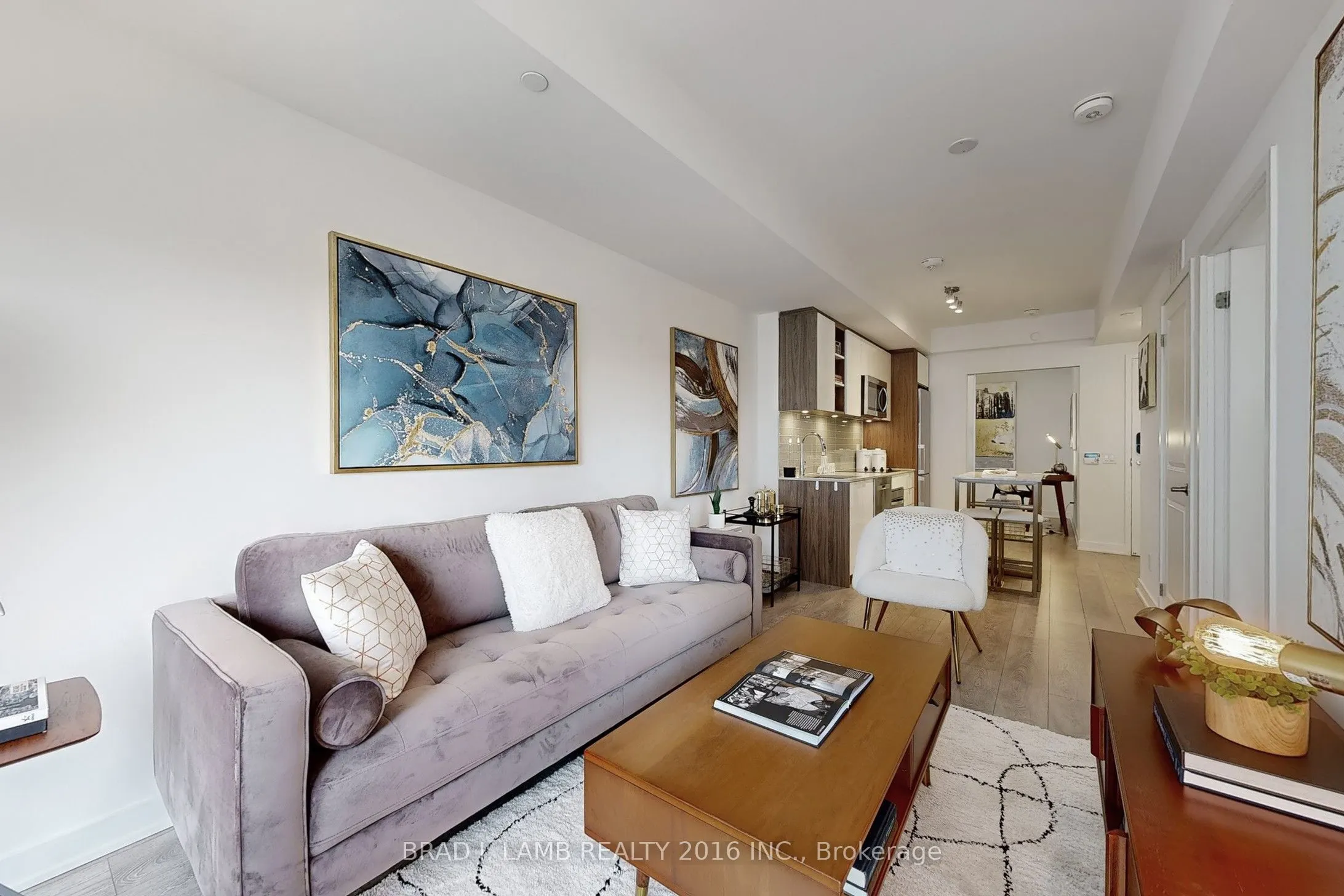543 Richmond Street W, #545
